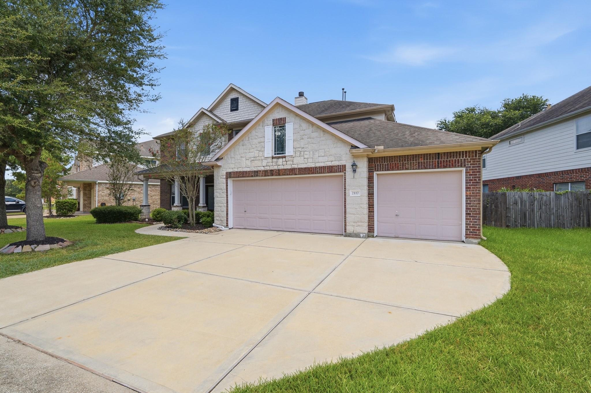 2117 Rushing Spring Drive — photo