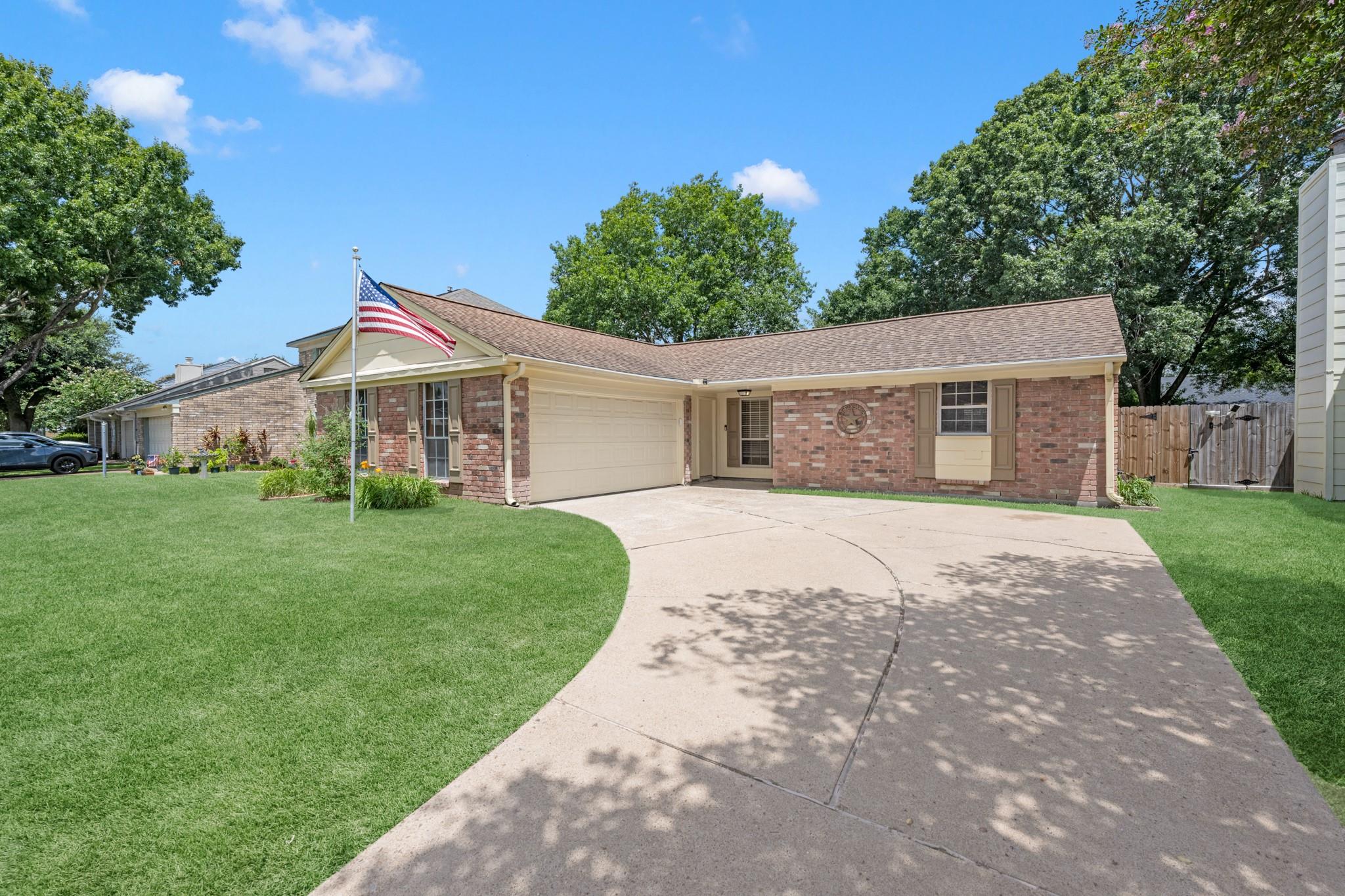 17930 Great Glen Drive — photo