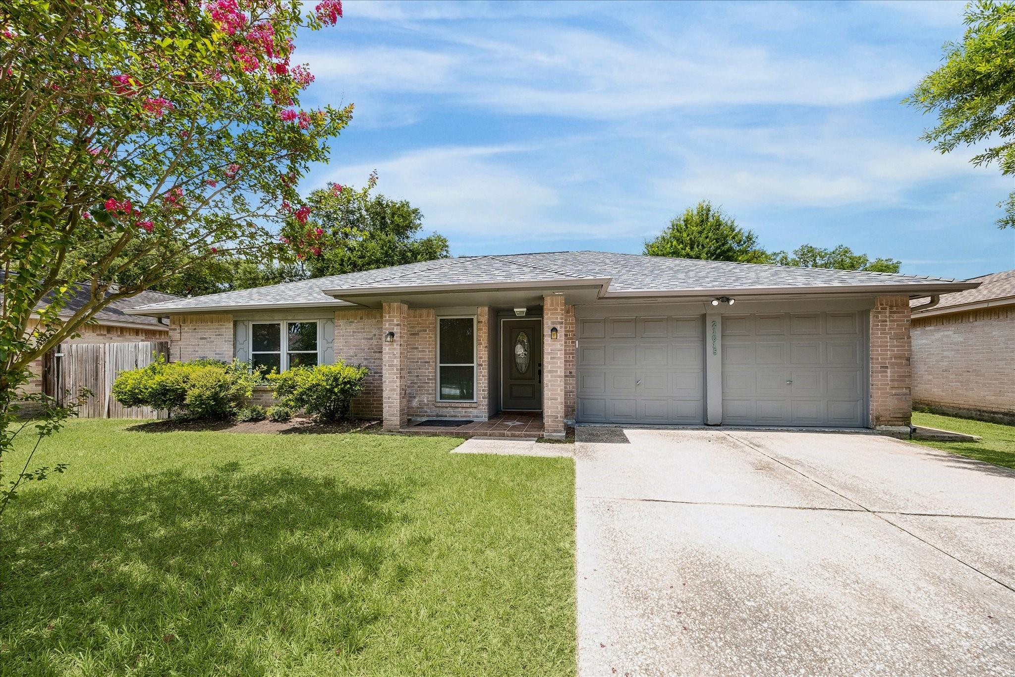 21015 Waymare Lane — photo