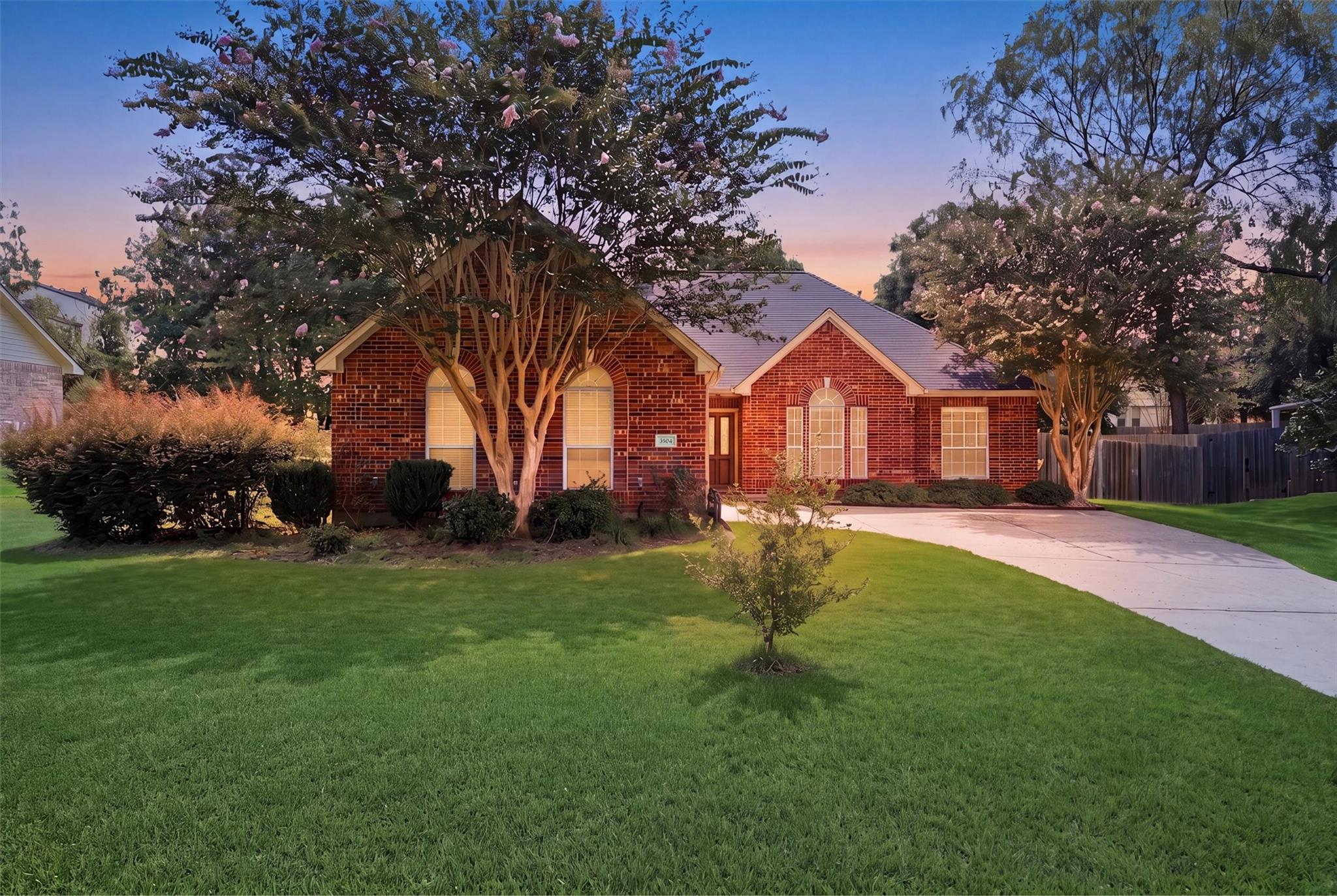 3504 Oak Landing — photo