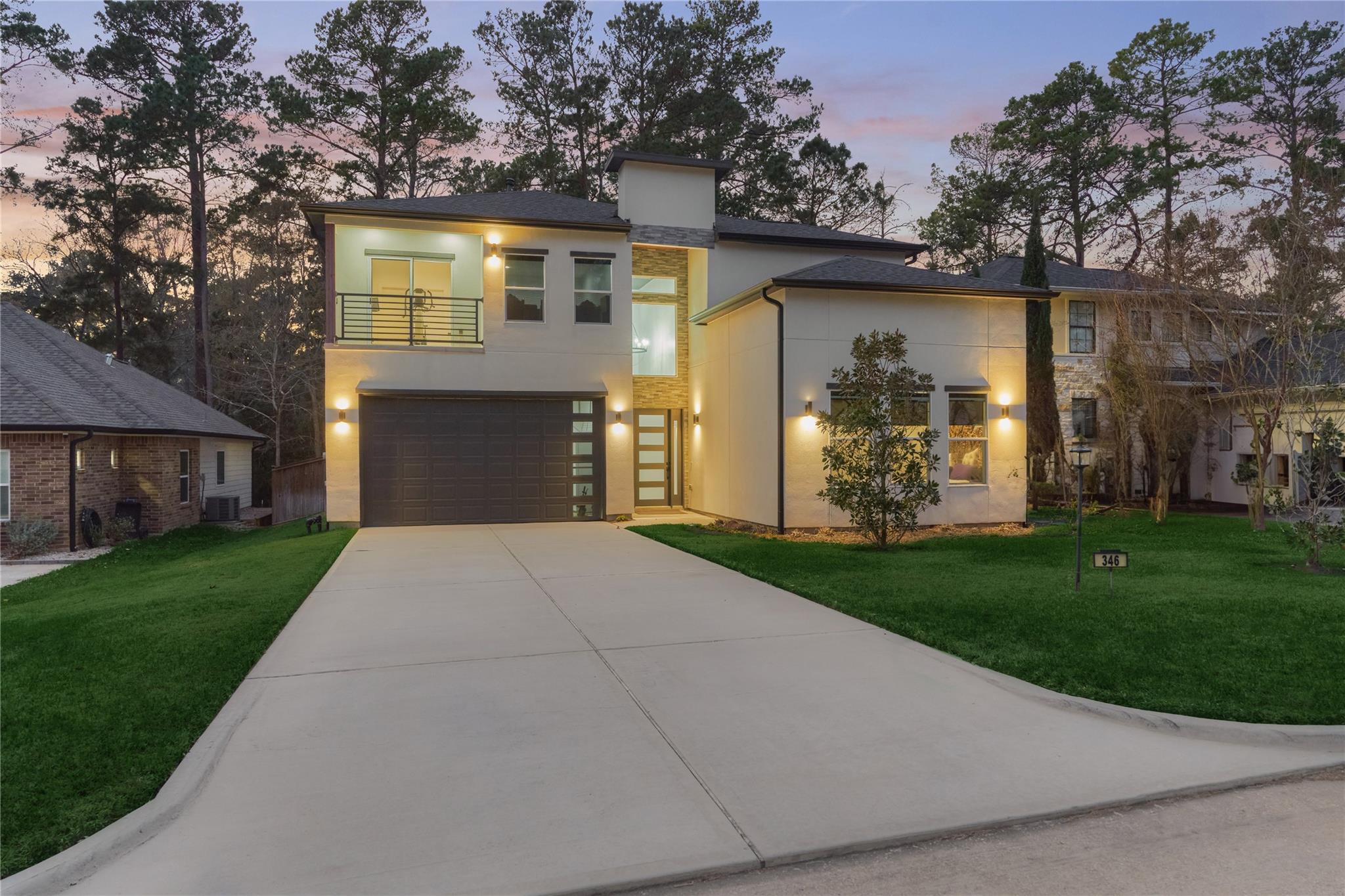 346 Camden Hills W — photo