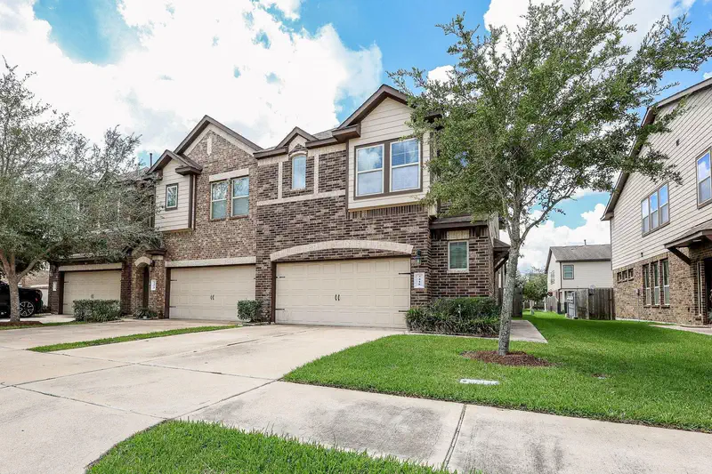 3418 Harvest Meadow Lane — photo