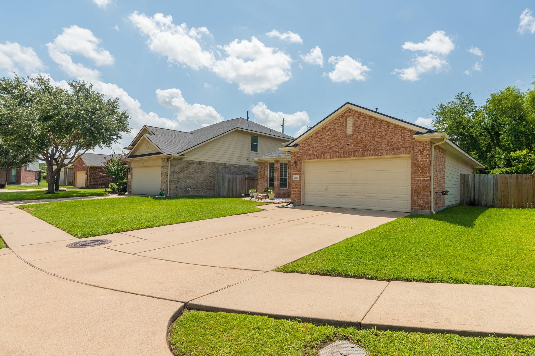1906 Spring Cliff Court, Spring, TX 77373 — photo 3
