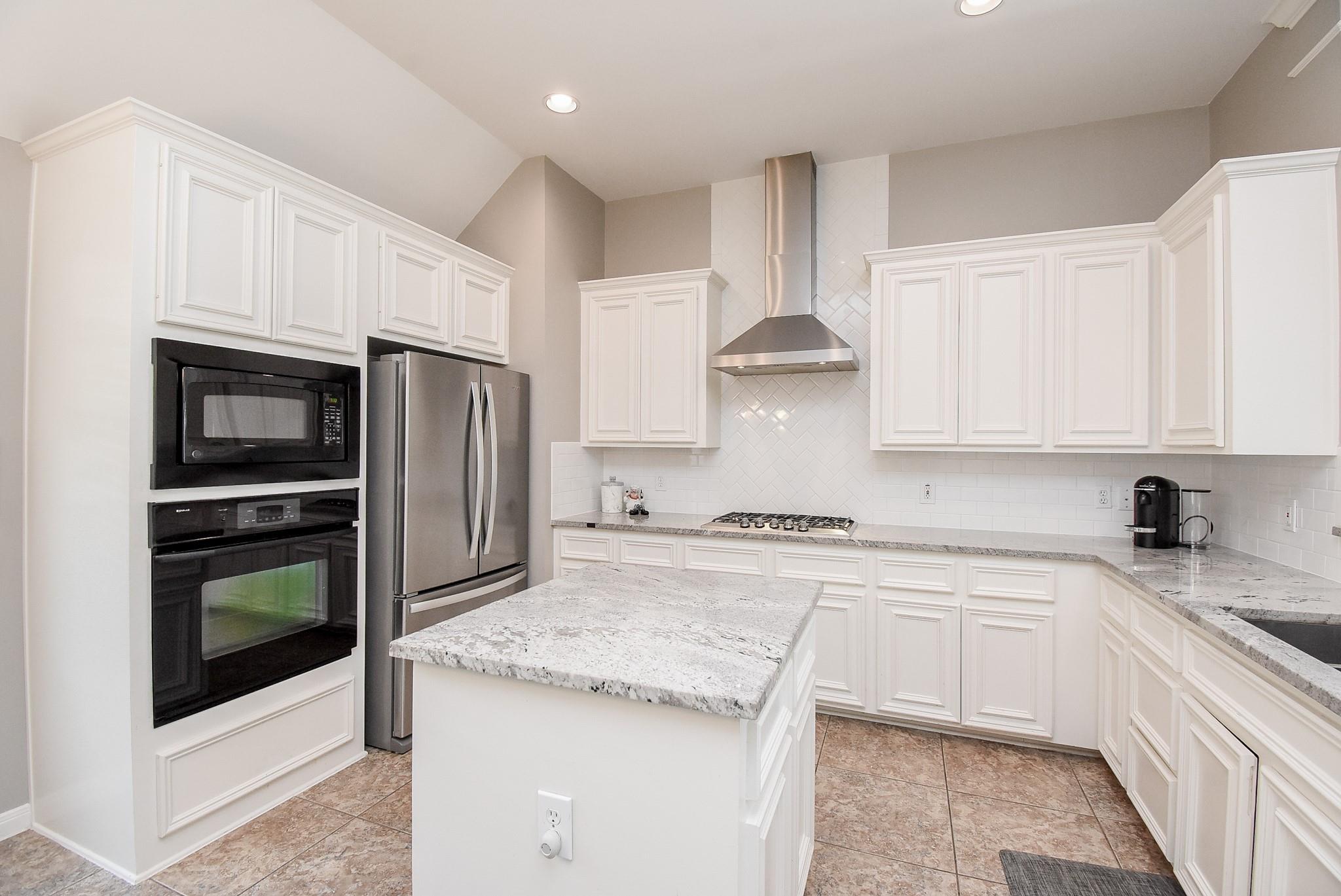 7218 Fall Creek Bend — photo
