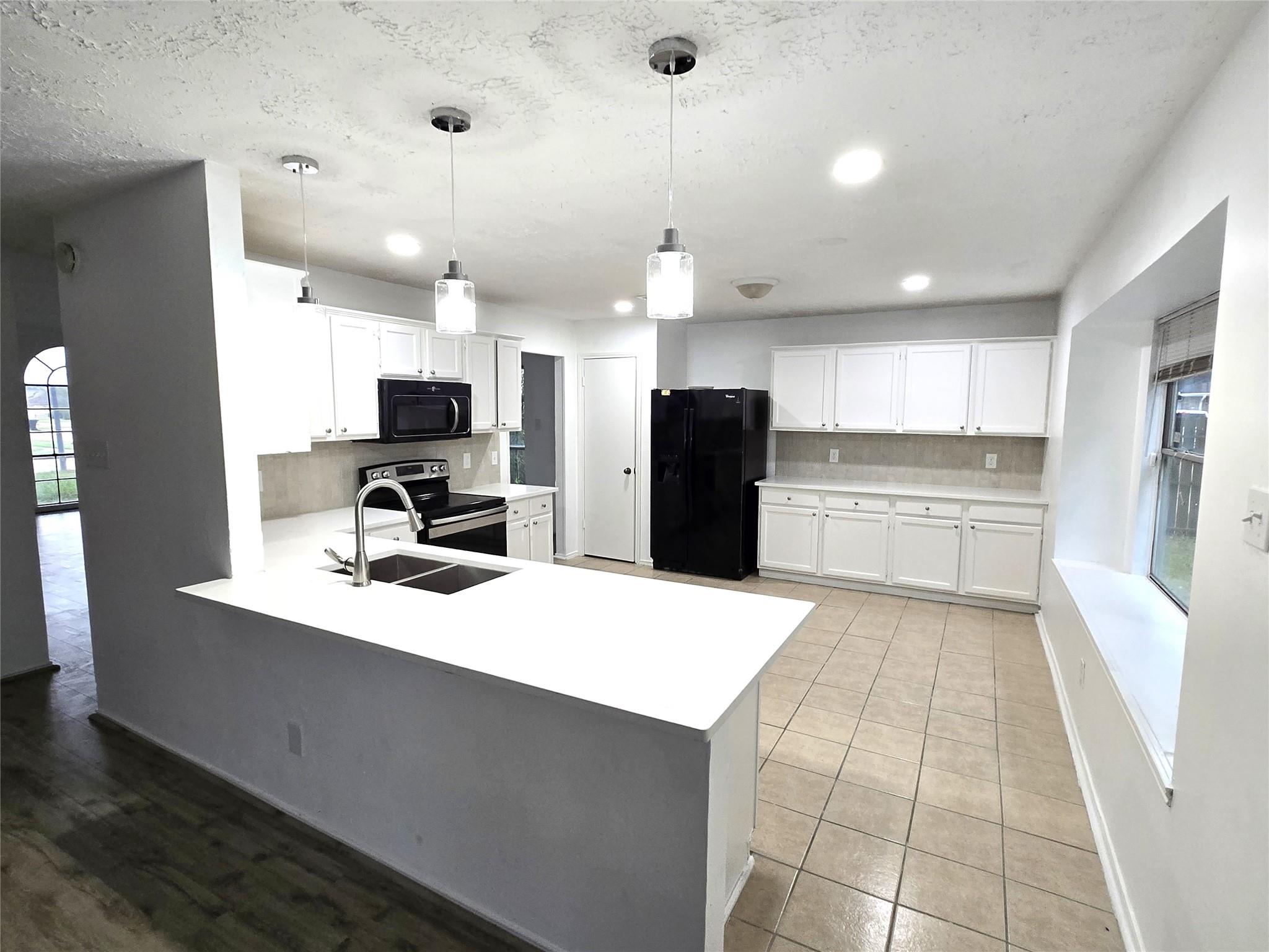 14403 Lazy Willow Court — photo