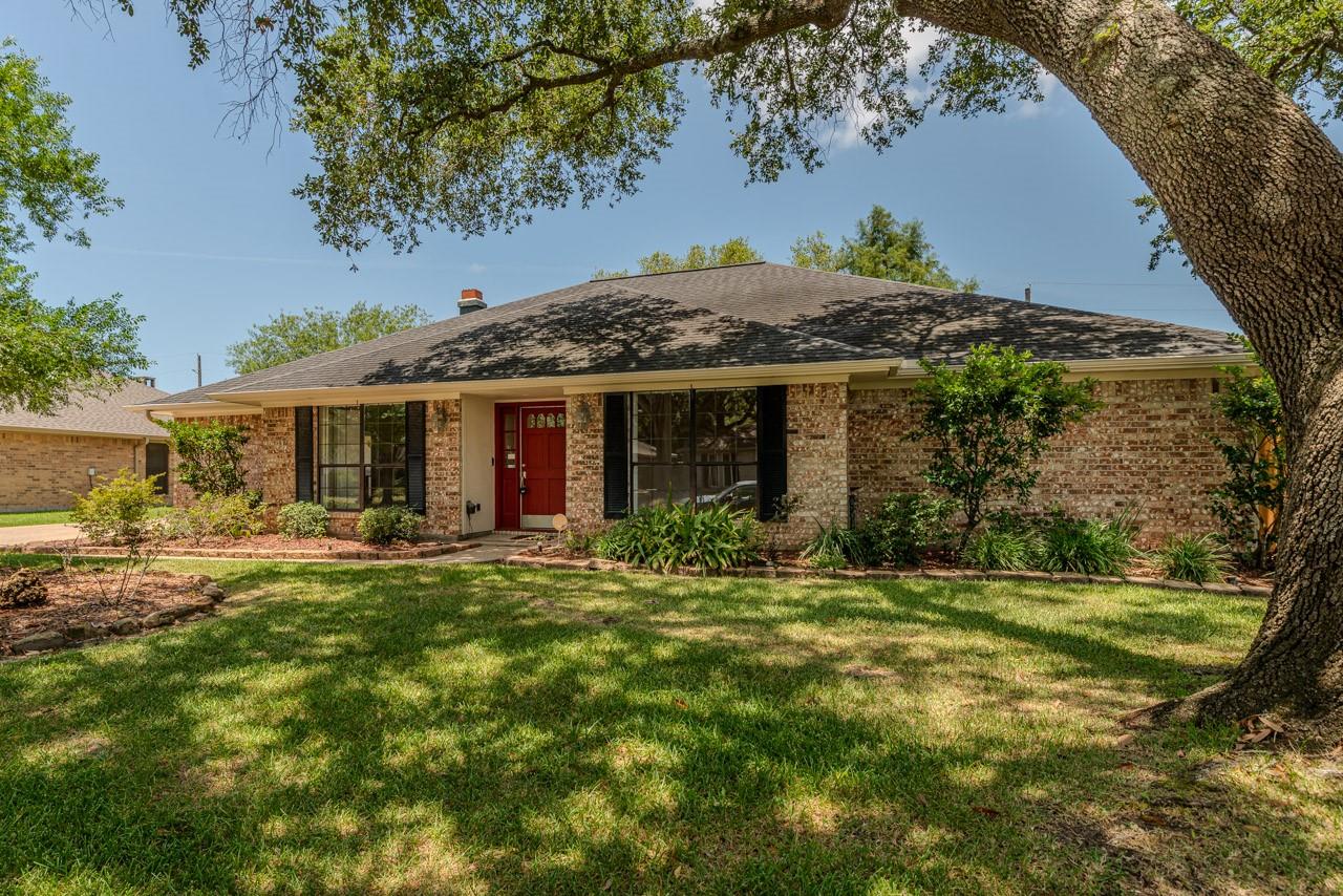 6960 Blarney Street — photo