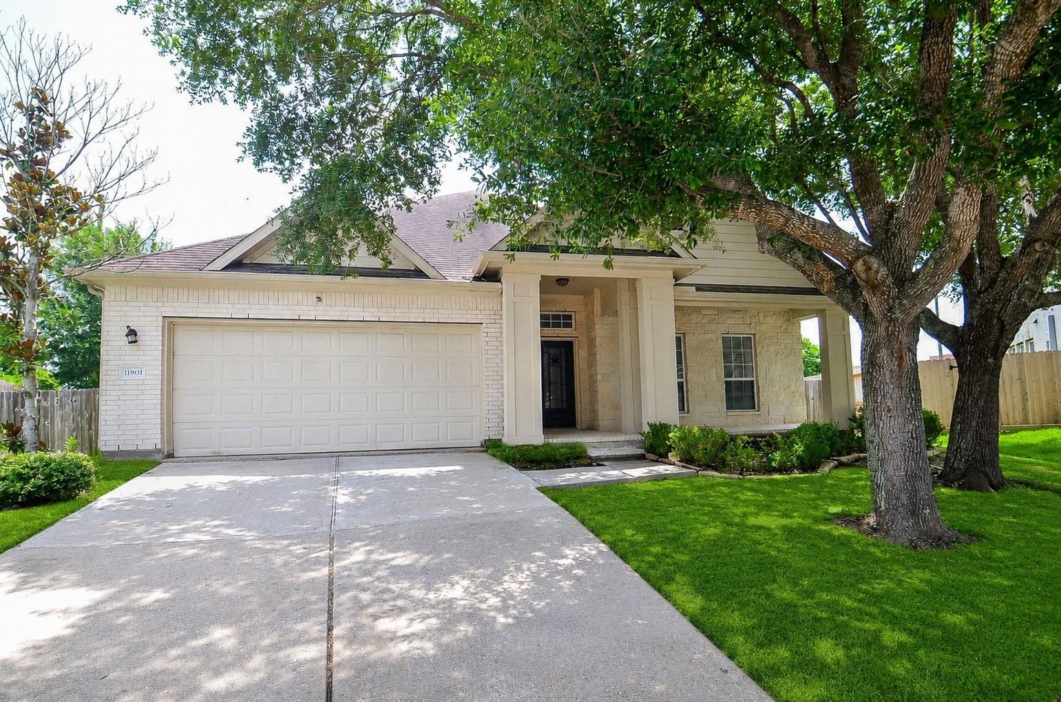 11901 Auburn Trail Ln — photo