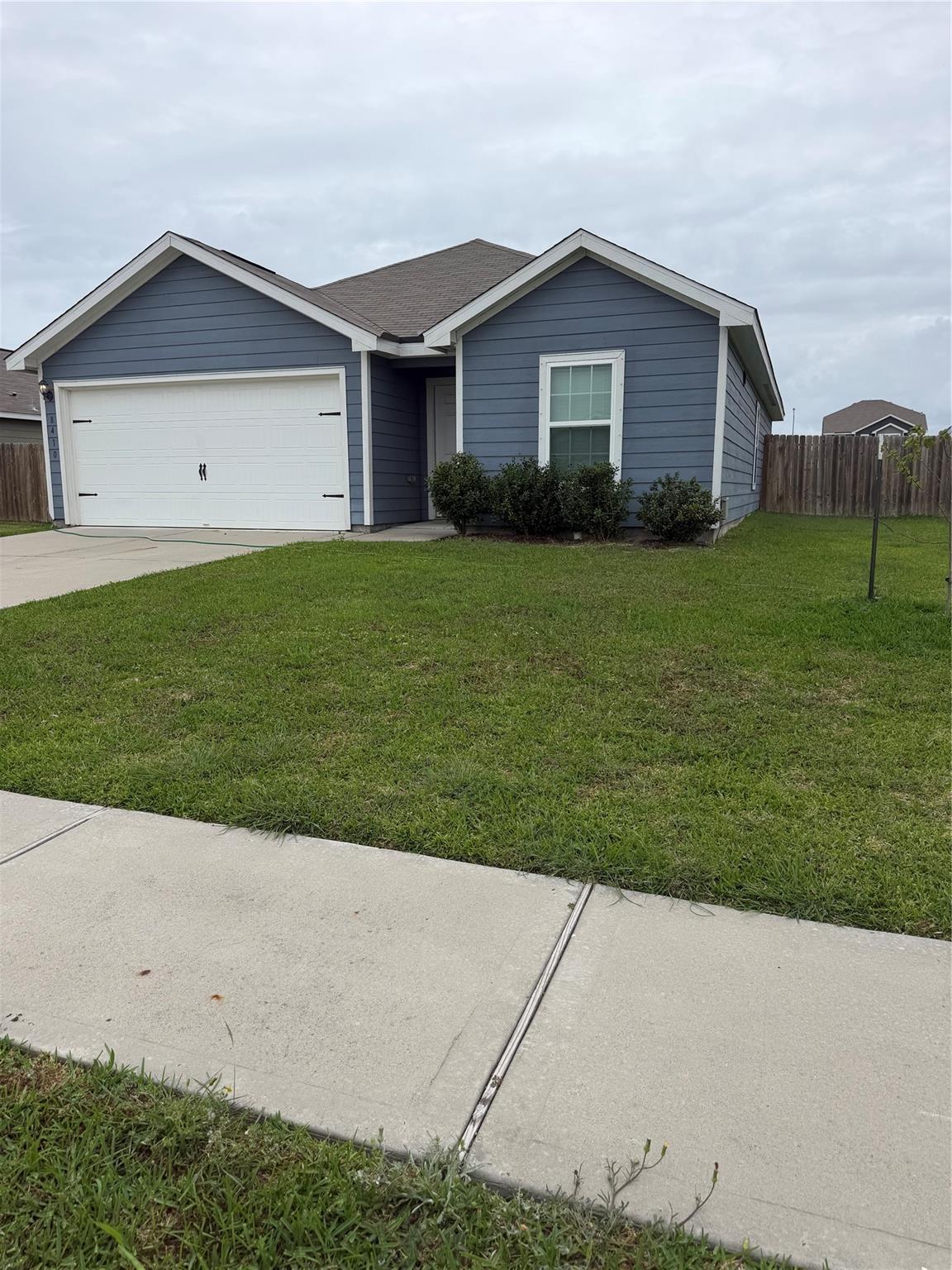 8410 Dusty Ridge Road — photo