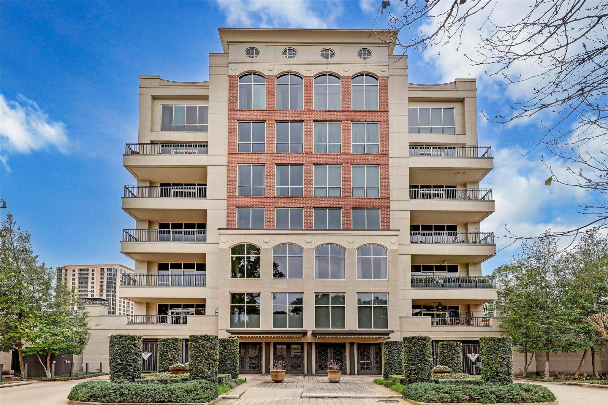511 S Post Oak Lane #6D — photo