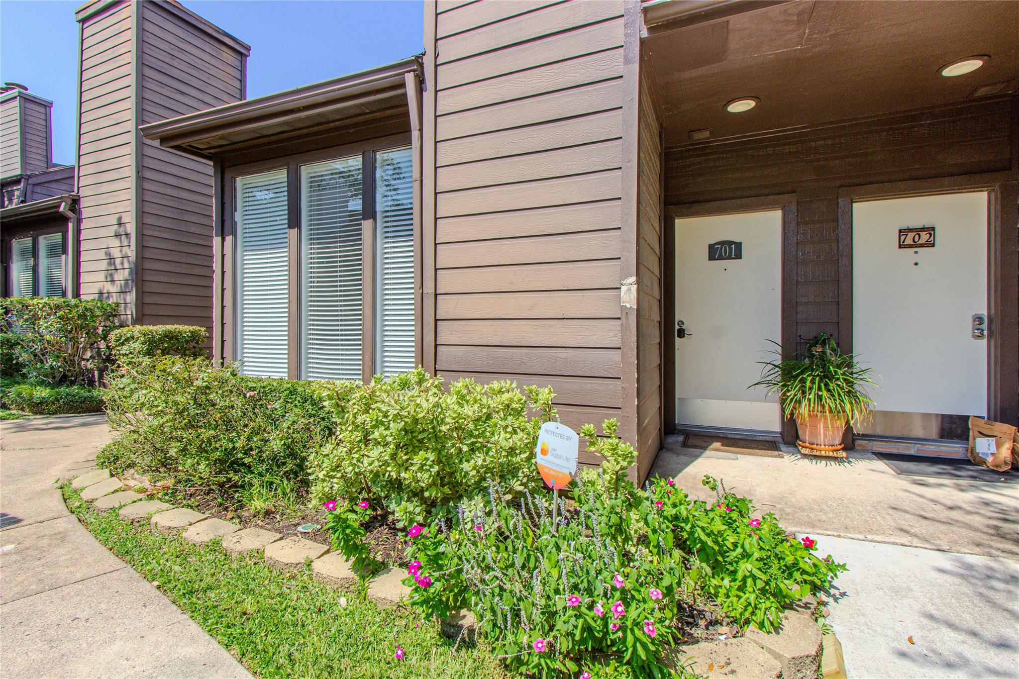 2601 S Braeswood Boulevard #701 — photo