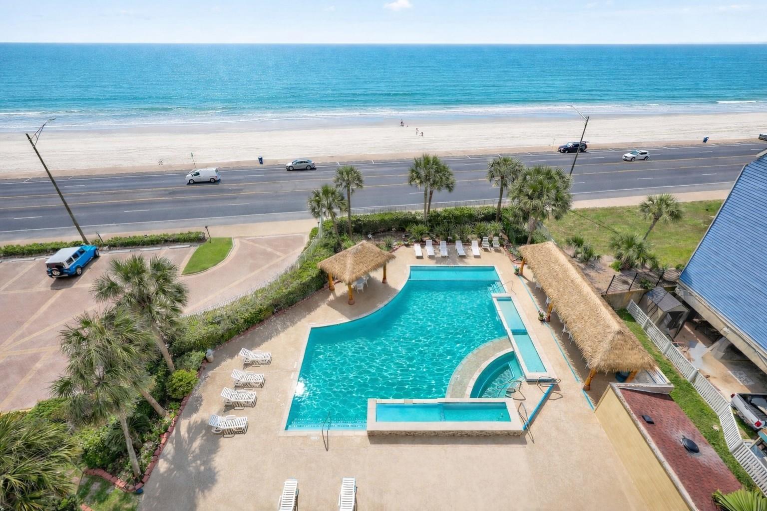 7700 Seawall Boulevard #611 — photo