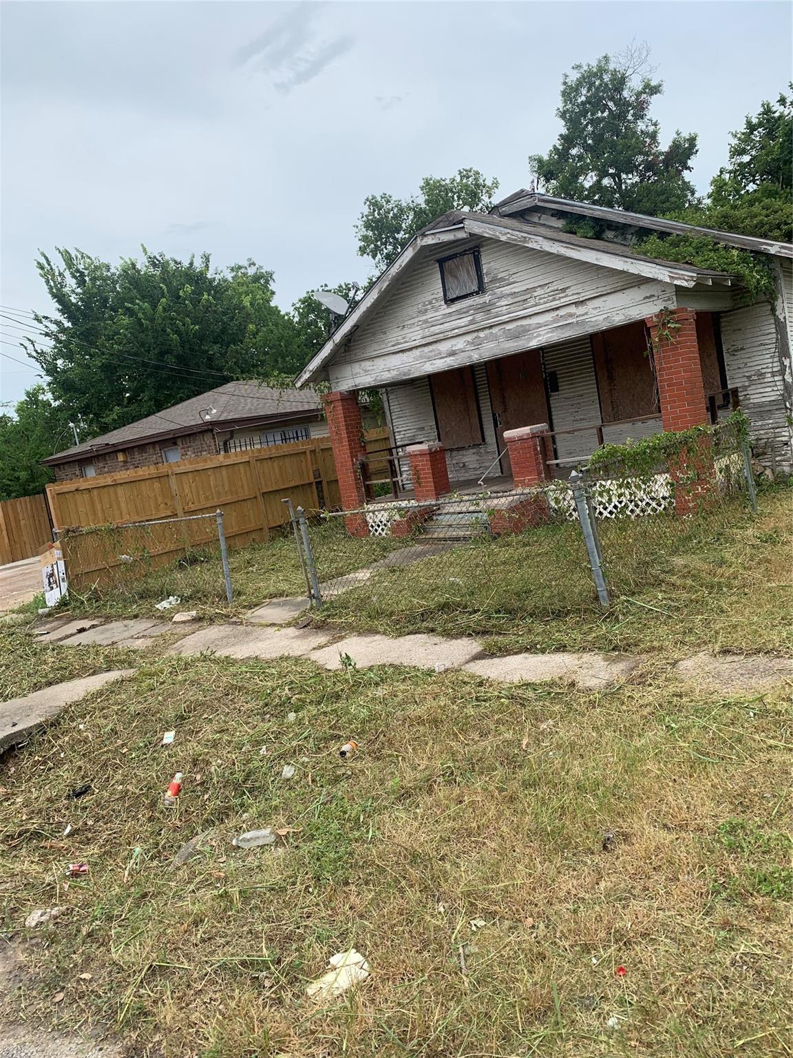 3429 Nettleton Street — photo
