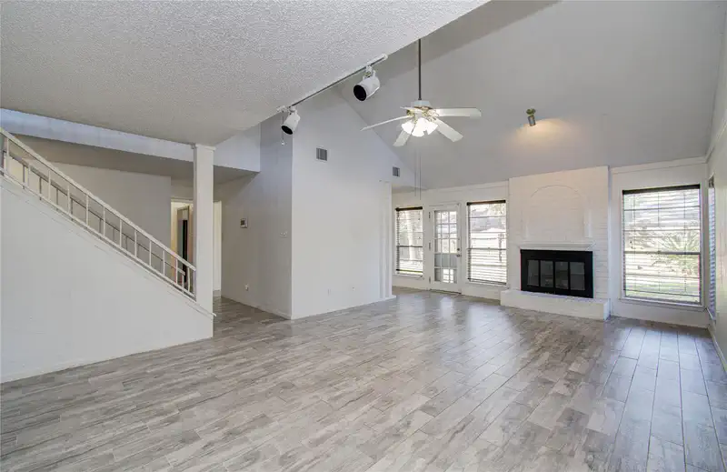 5311 Sweetwind Lane — photo