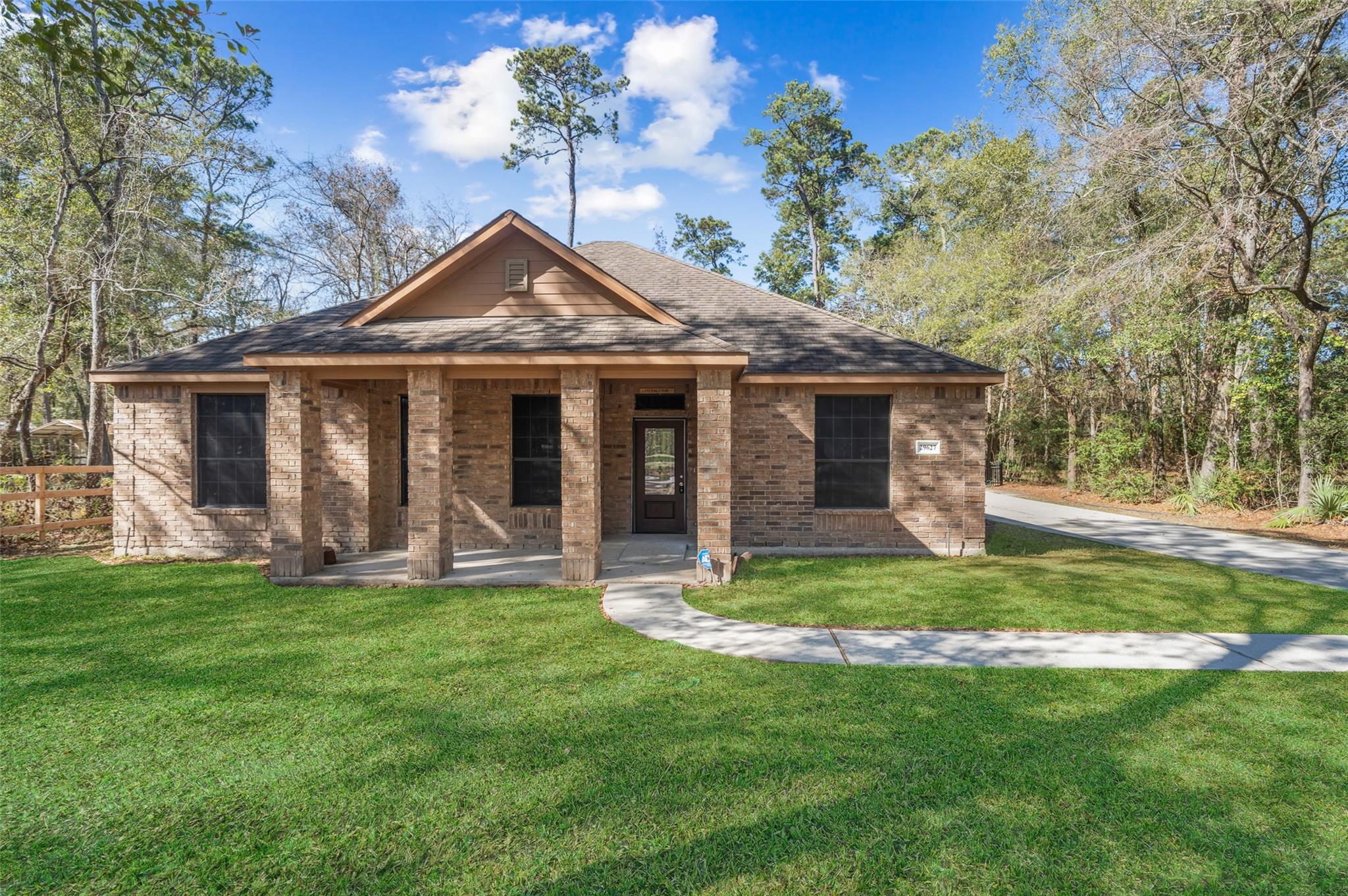 29627 Spring Forest Drive, Spring, TX 77386 — photo 2