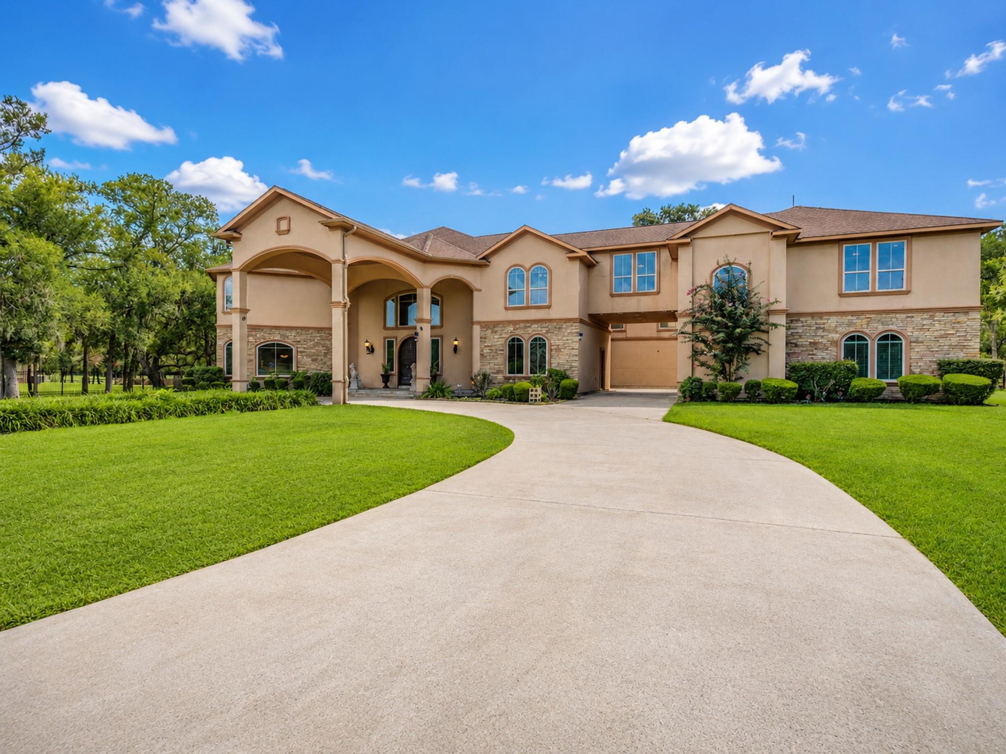 8607 Thornberry Hollow Court — photo
