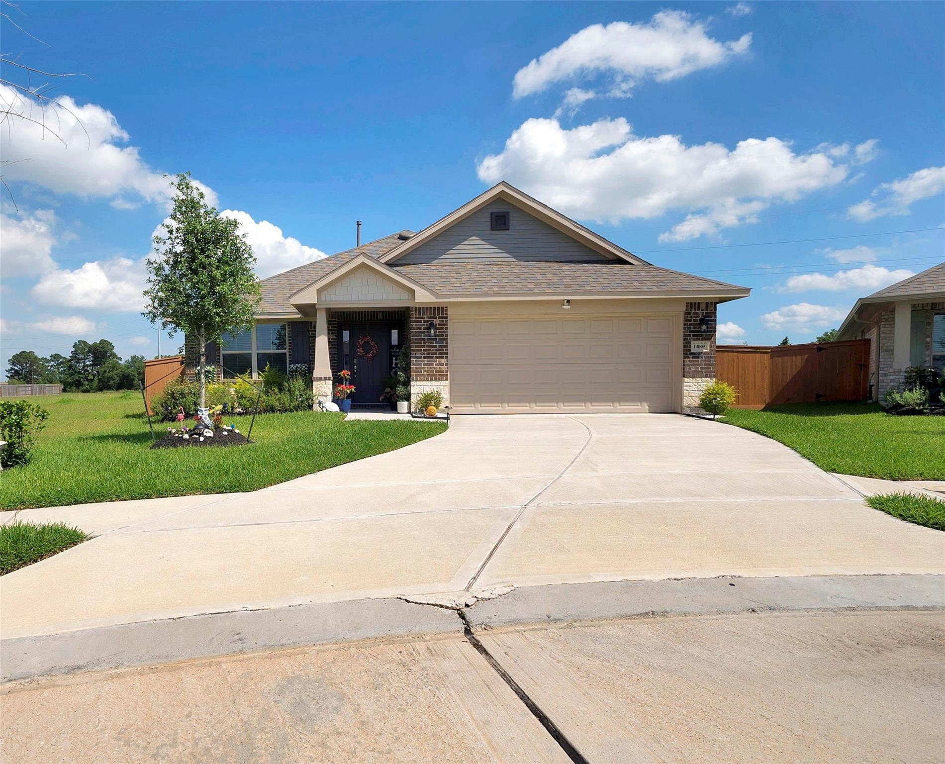 14005 Seneca Lake Court — photo