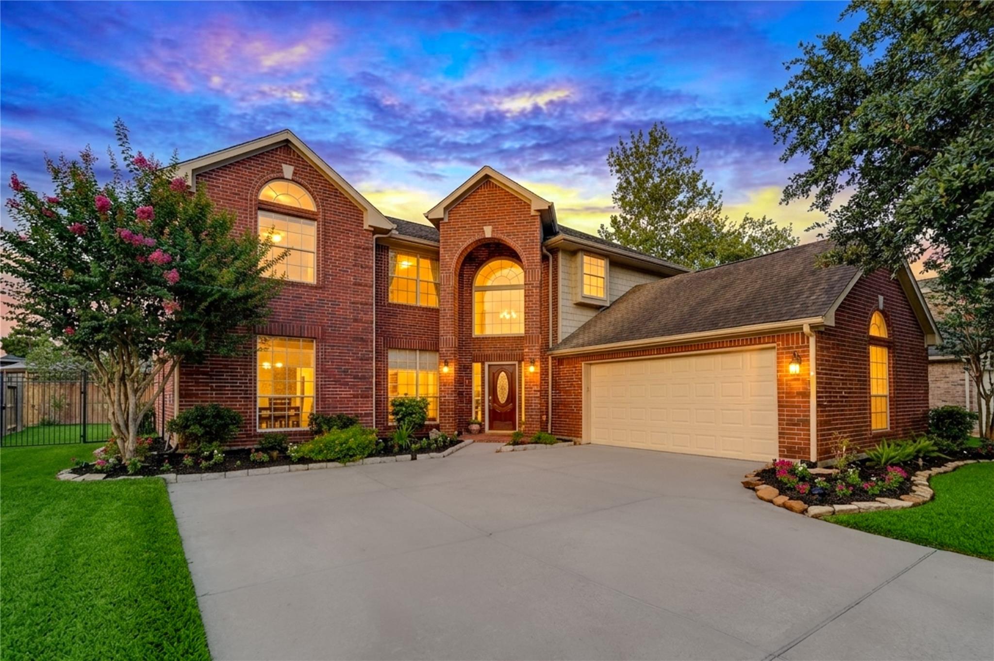 3211 Hickory Grove Lane — photo