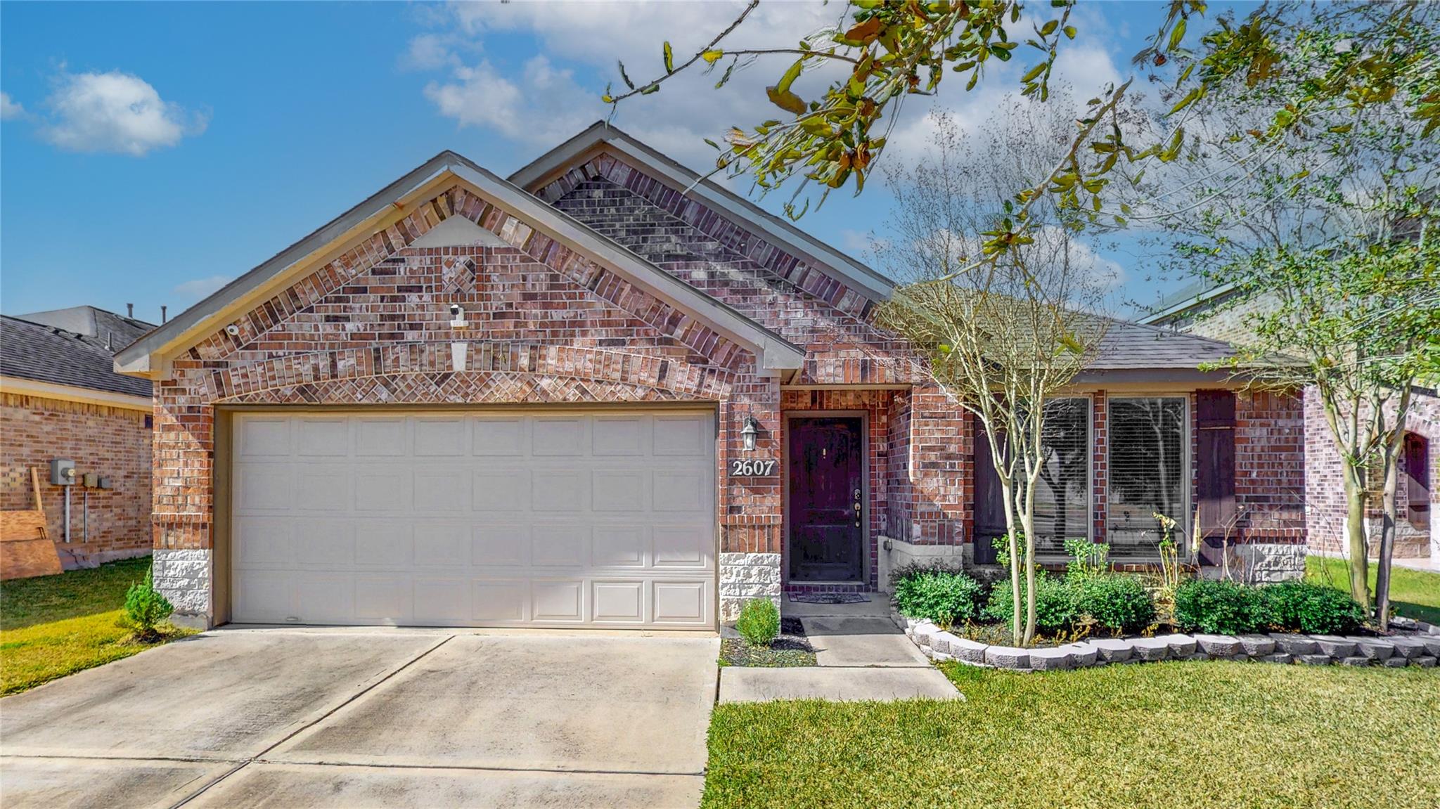 2607 Patricia Crossing — photo