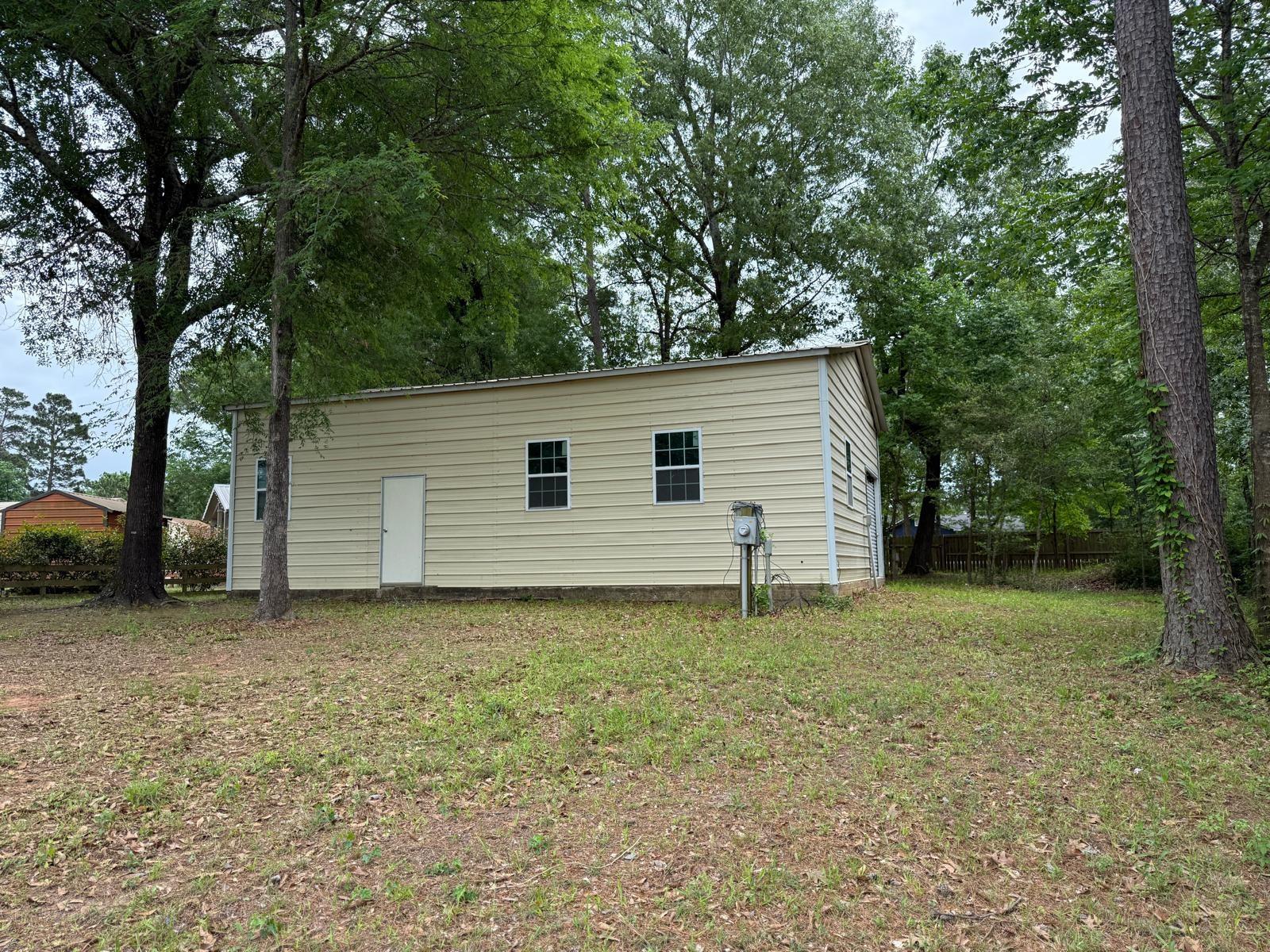 200 Lagoon Drive — photo