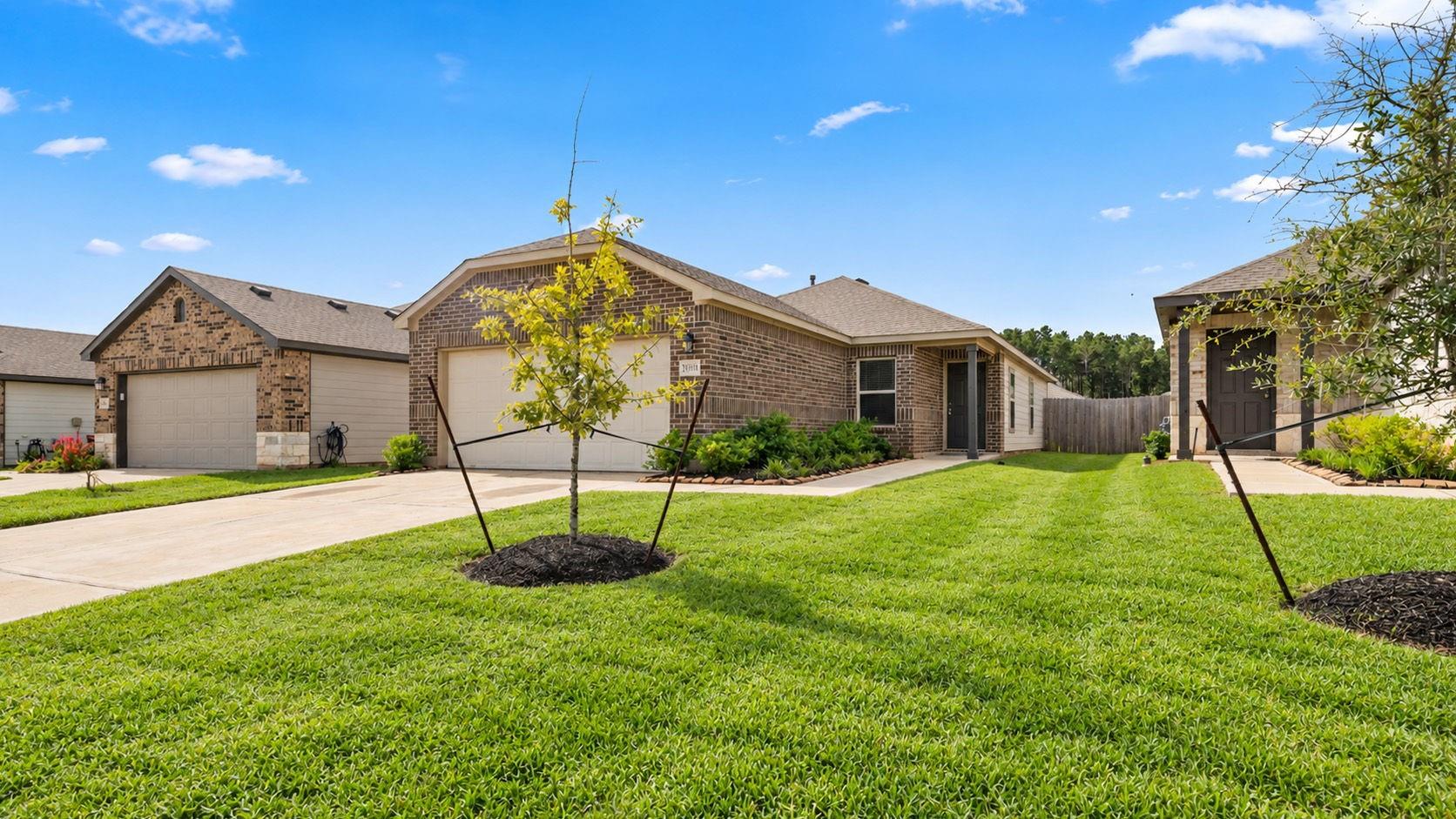 25331 Leather Leaf Court — photo
