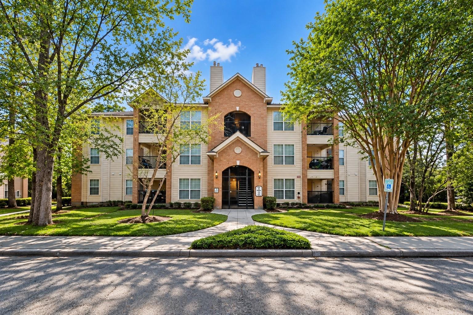 8051 Bay Branch Drive #423 — photo
