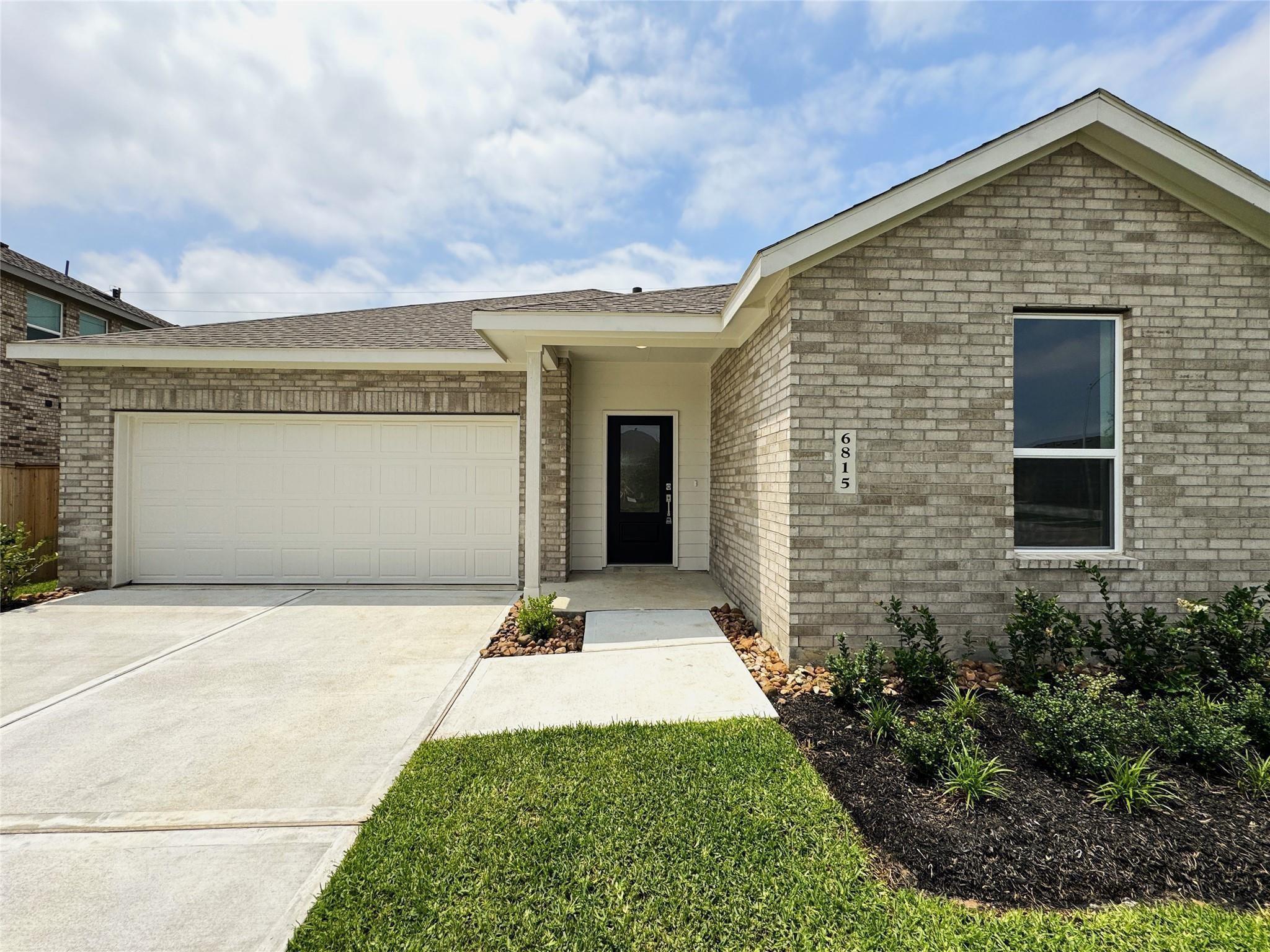 6815 Harvest Wheat Lane — photo