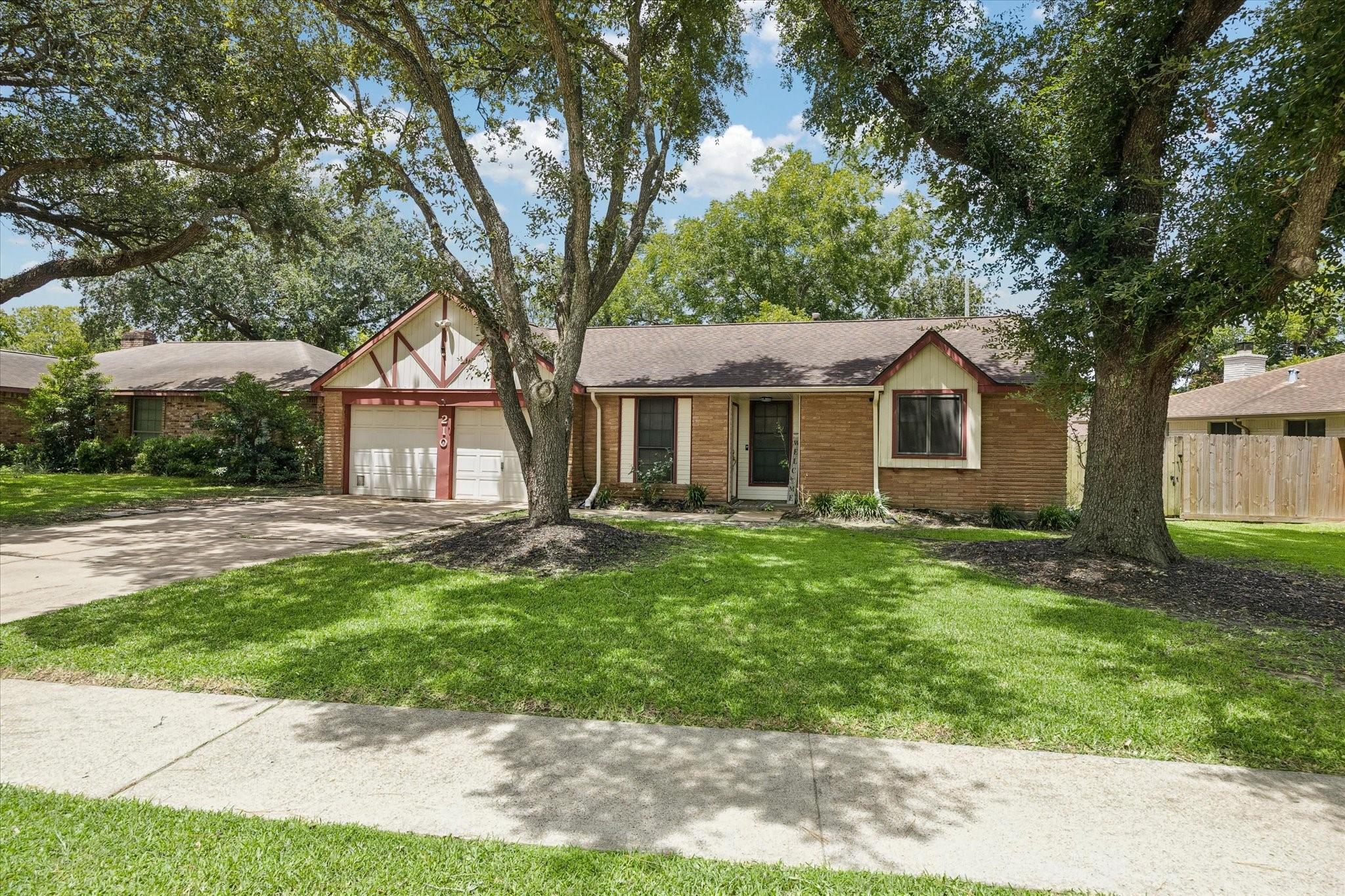210 Brandywyne Drive — photo
