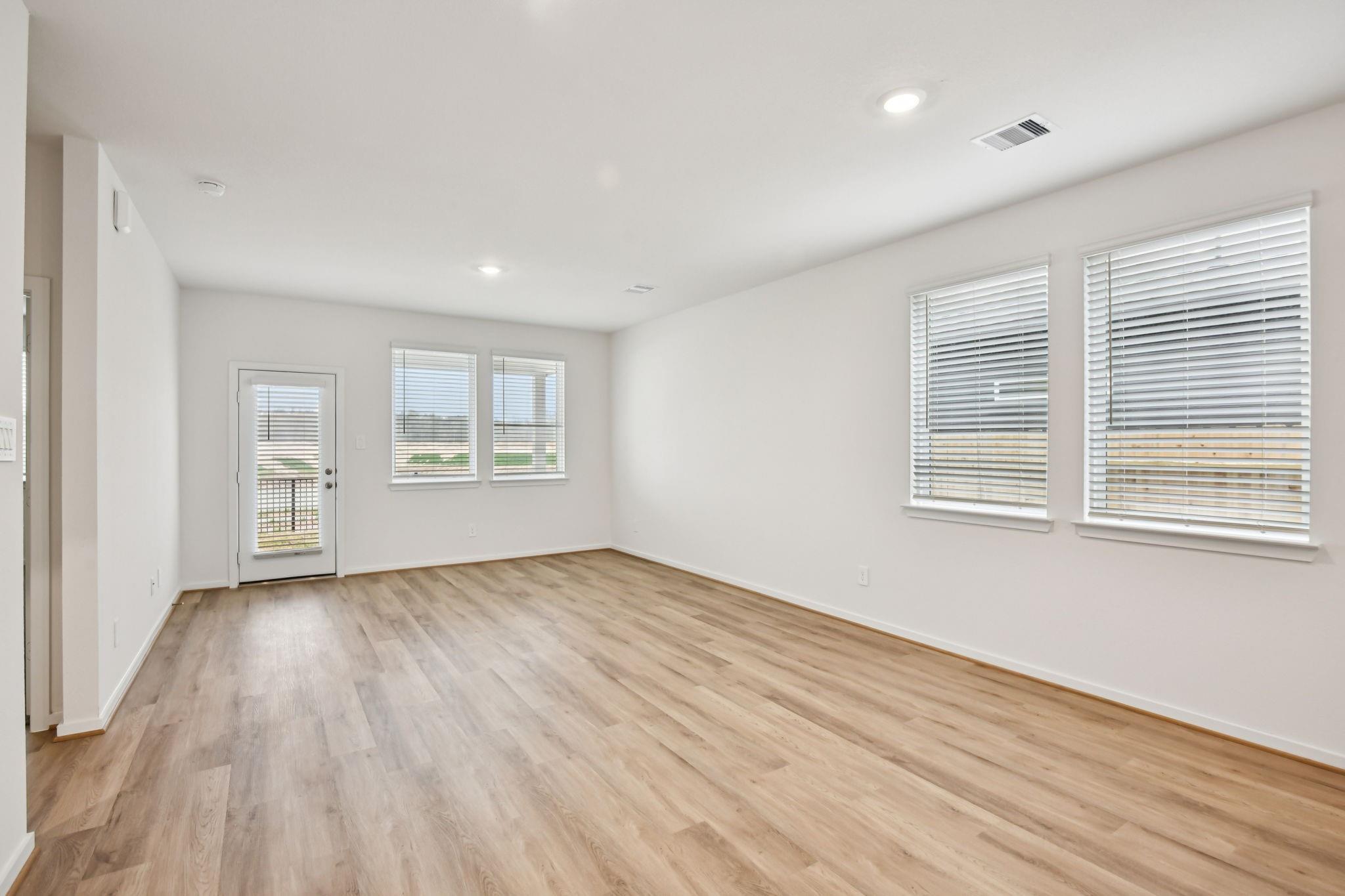 14251 Granger Pointe Lane — photo