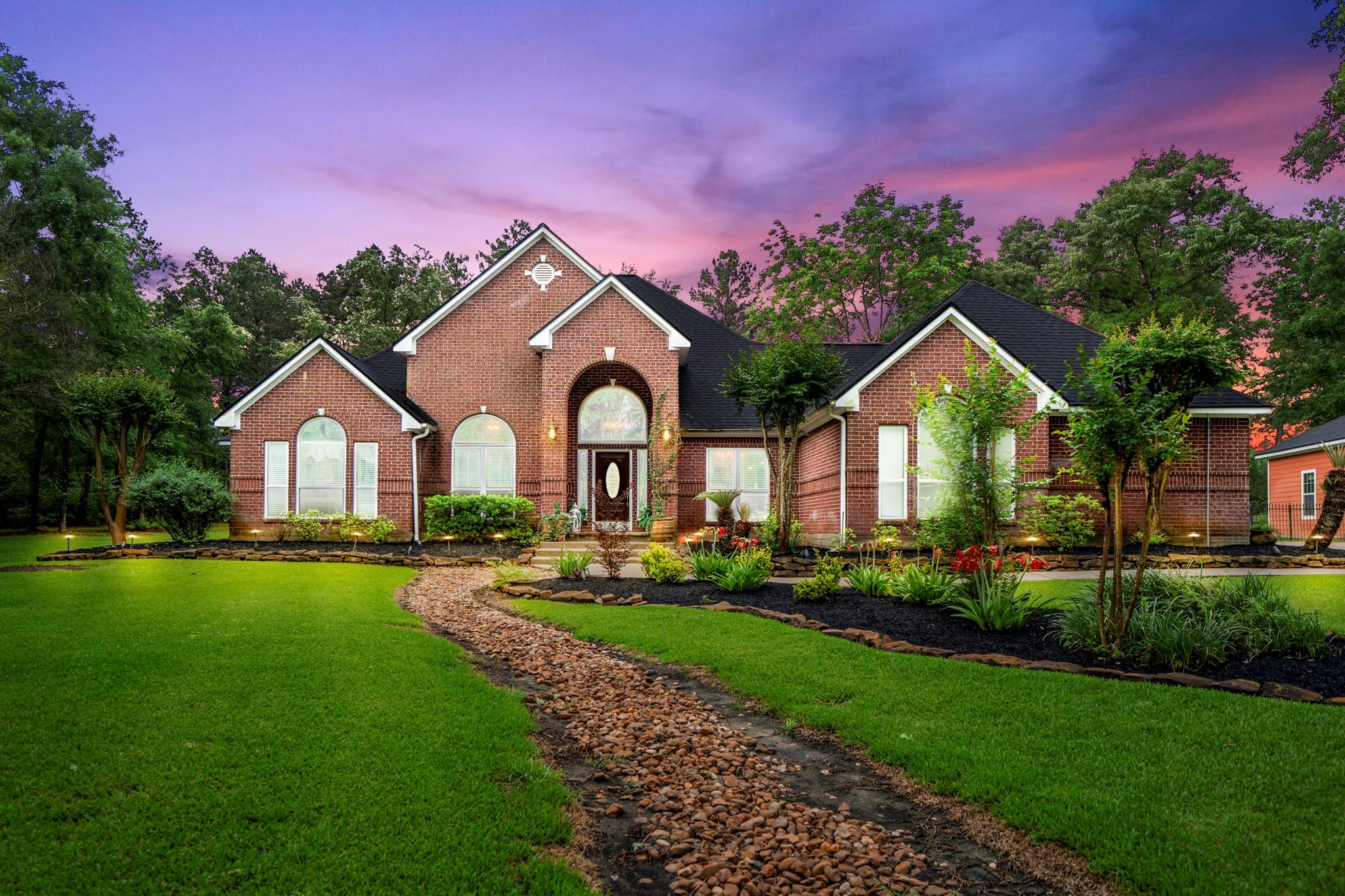 14103 Amber Lane — photo