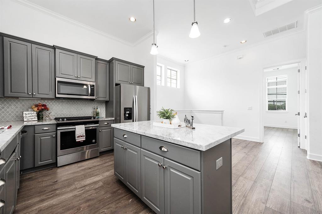 2103 Naomi Street #a — photo