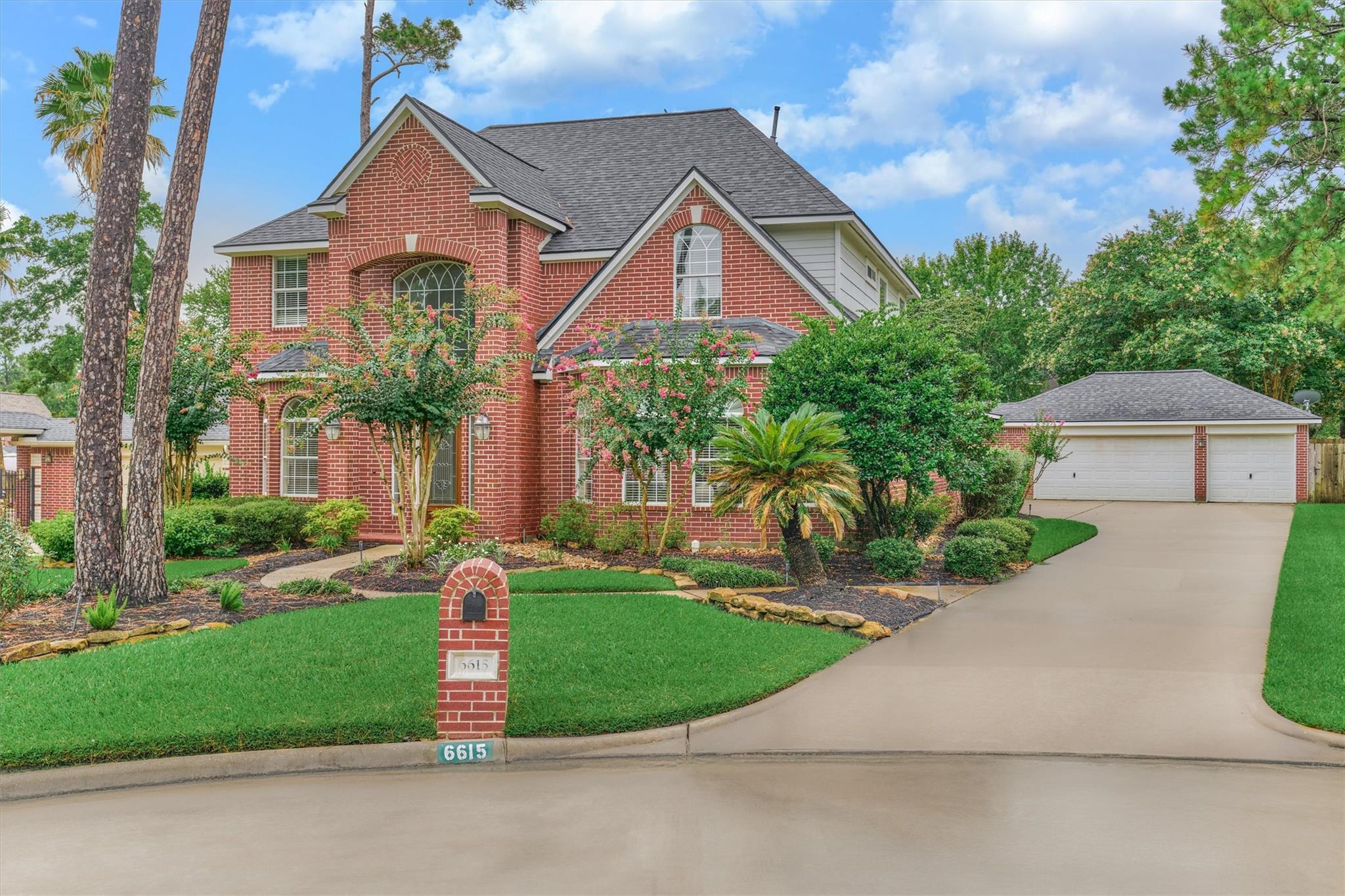 6615 Haughton Drive — photo
