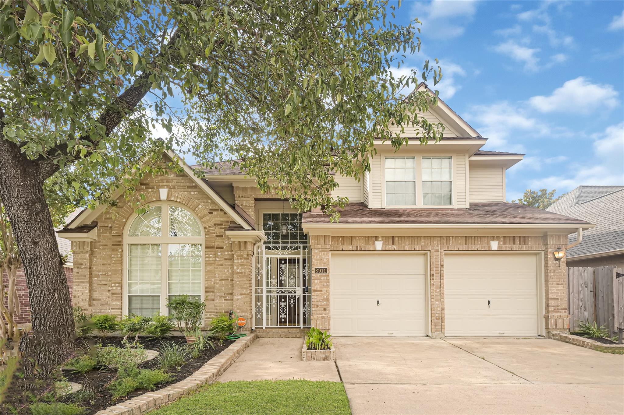 8911 Lawncliff Lane — photo