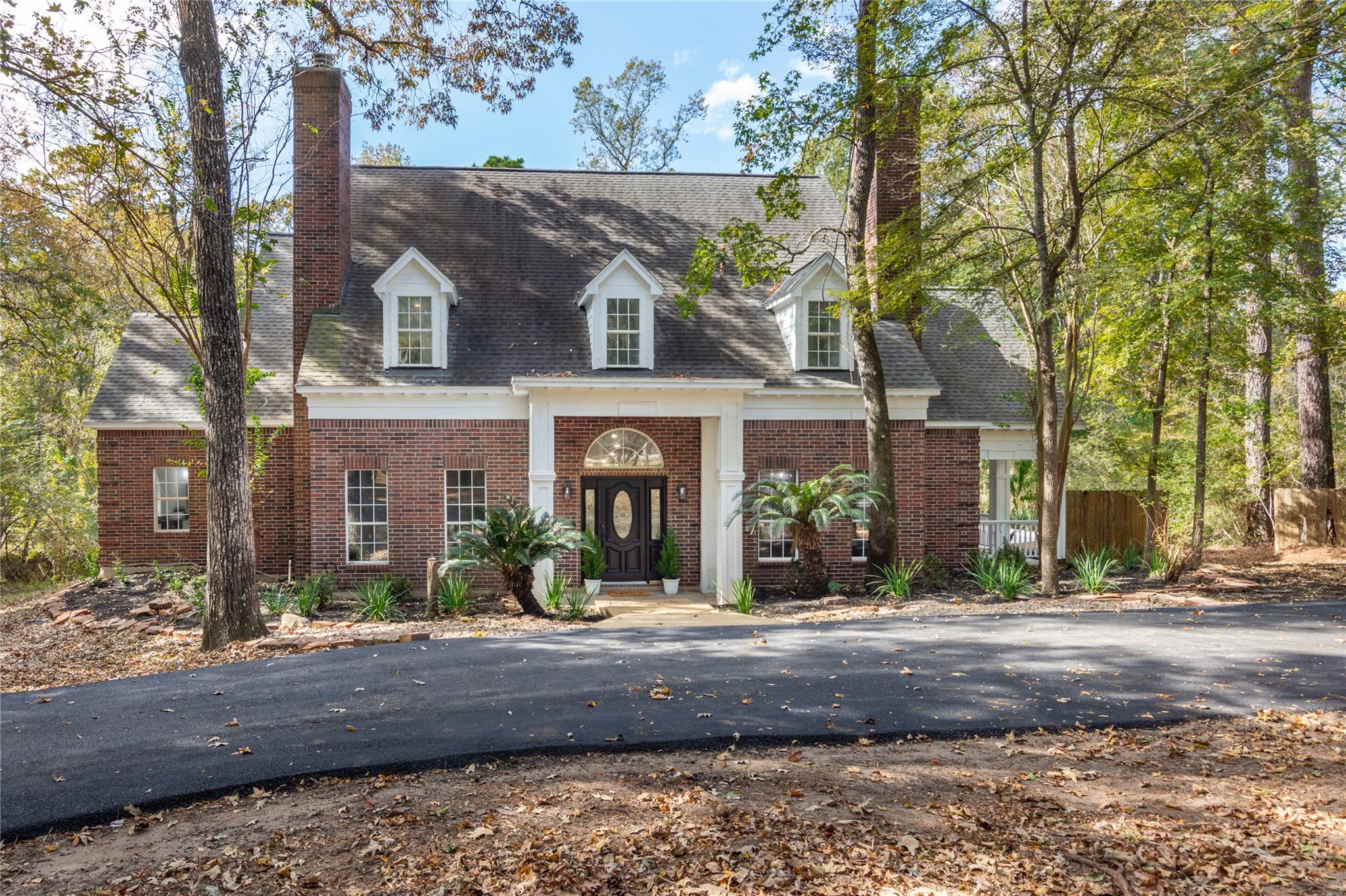 40111 Roundup Road — photo