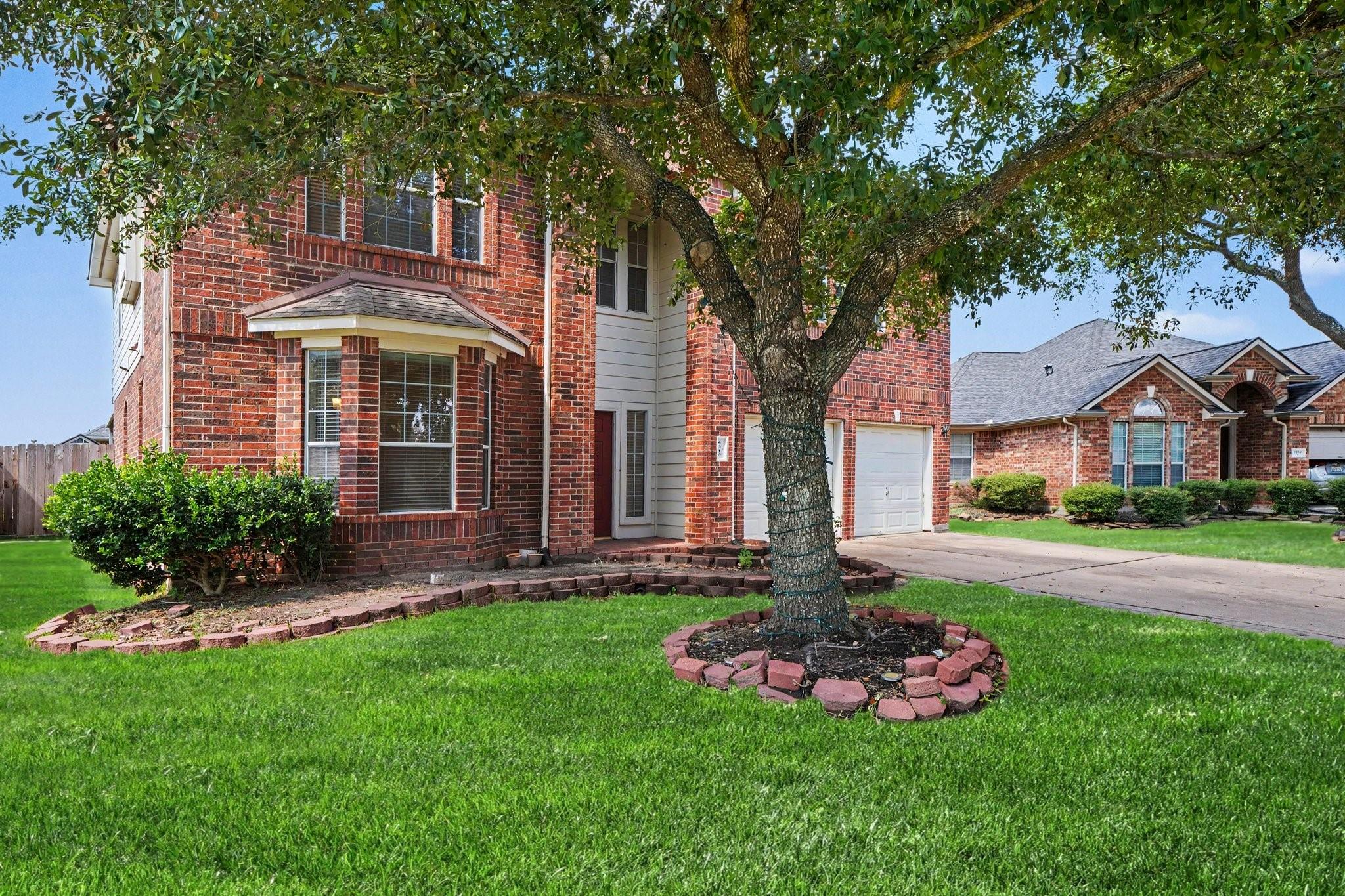 9315 Dewmont Lane — photo