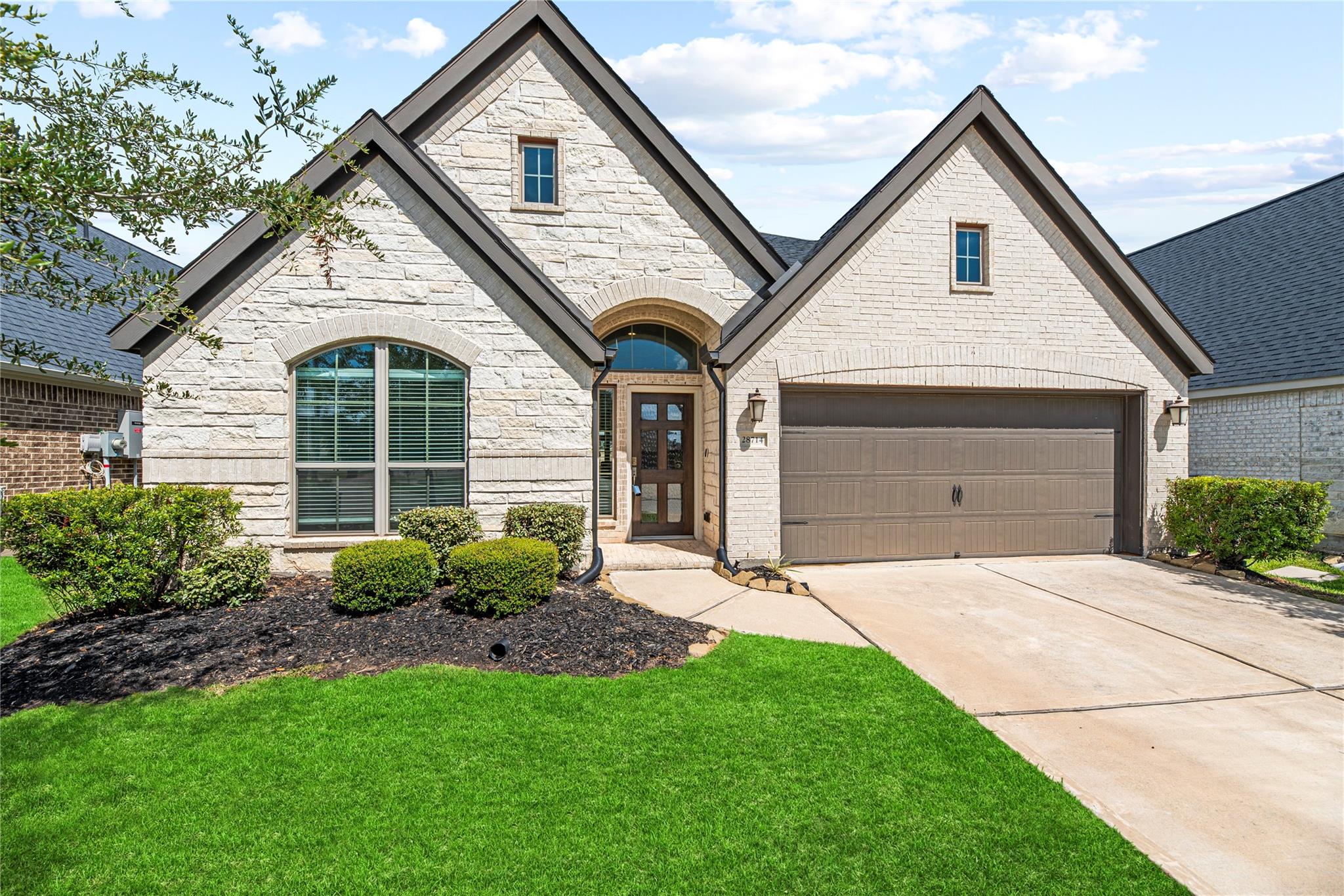 28714 Wildthorne Court — photo
