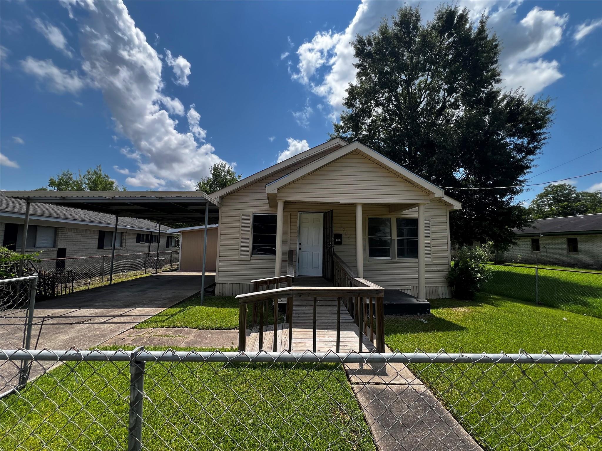 3785 Goliad Street — photo