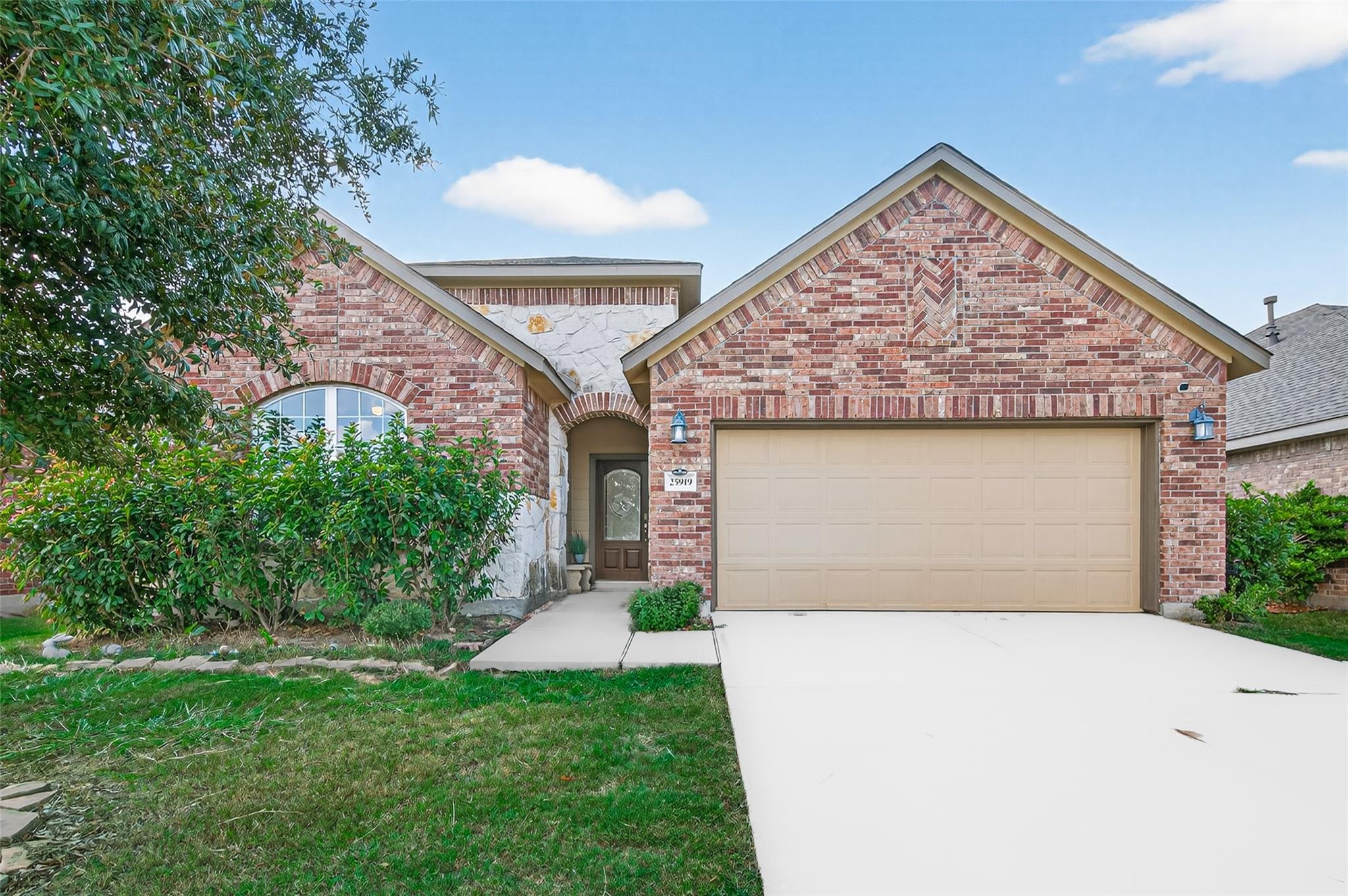 25919 Rose Frost Court — photo