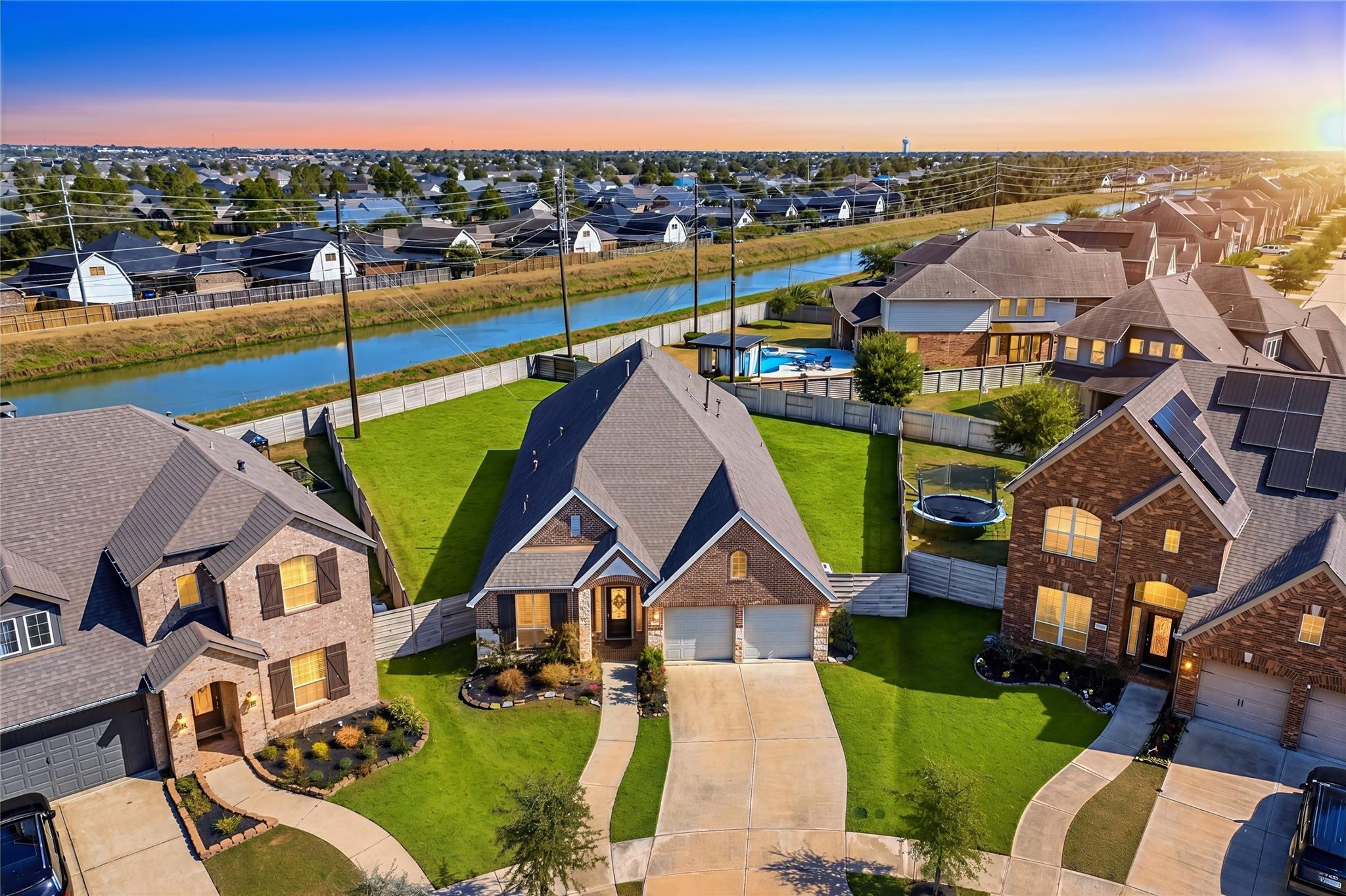 4301 Mesquite Terrace Drive — photo