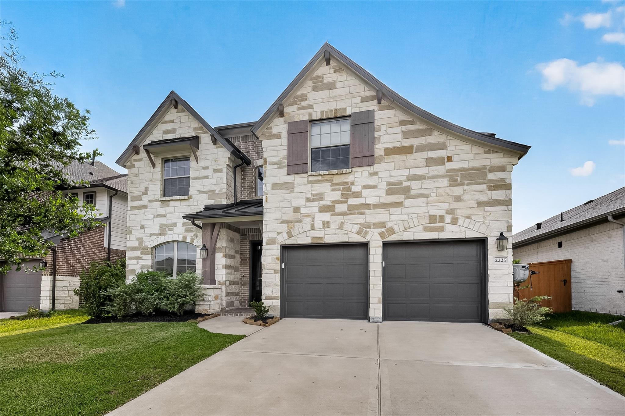 2225 Bellano Bay Drive — photo