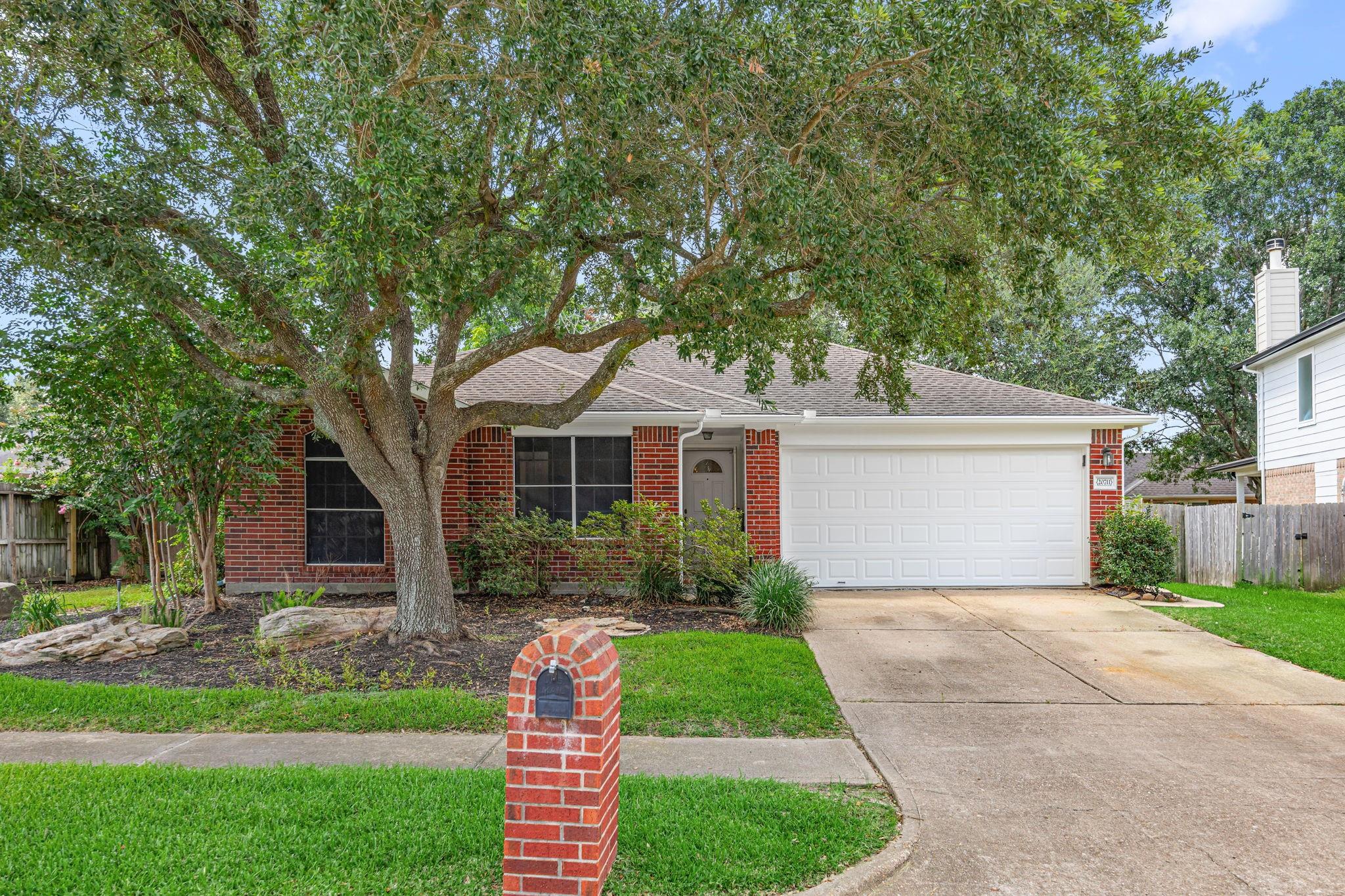 20711 Beech Tree Drive — photo