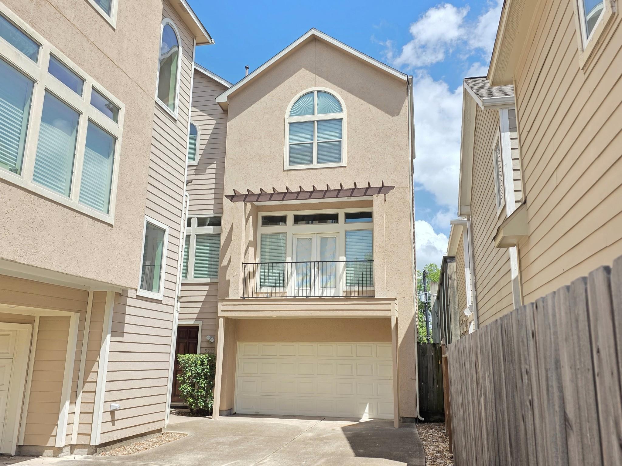 5210 Petty Street #C — photo