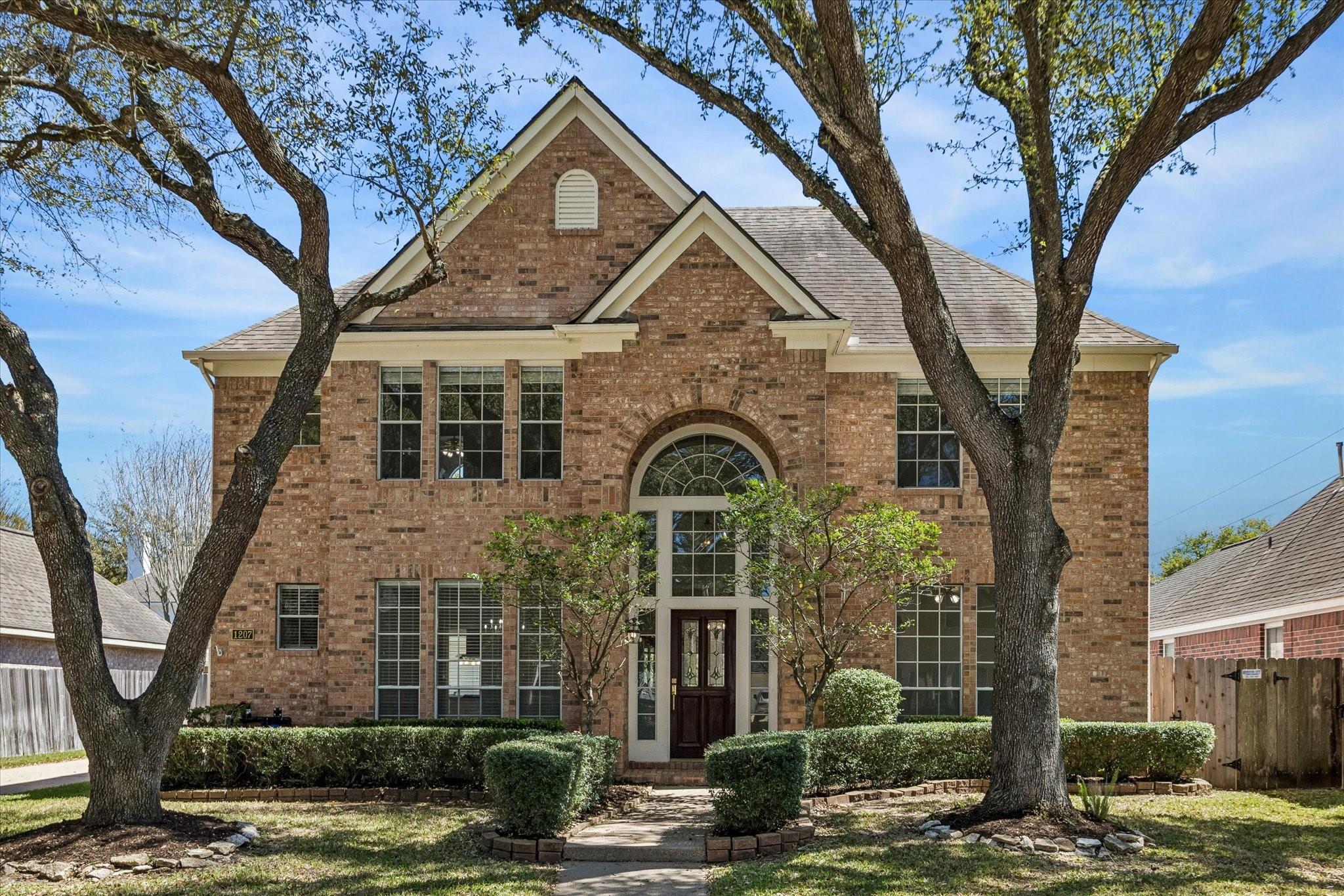 1207 Ellcreek Court — photo