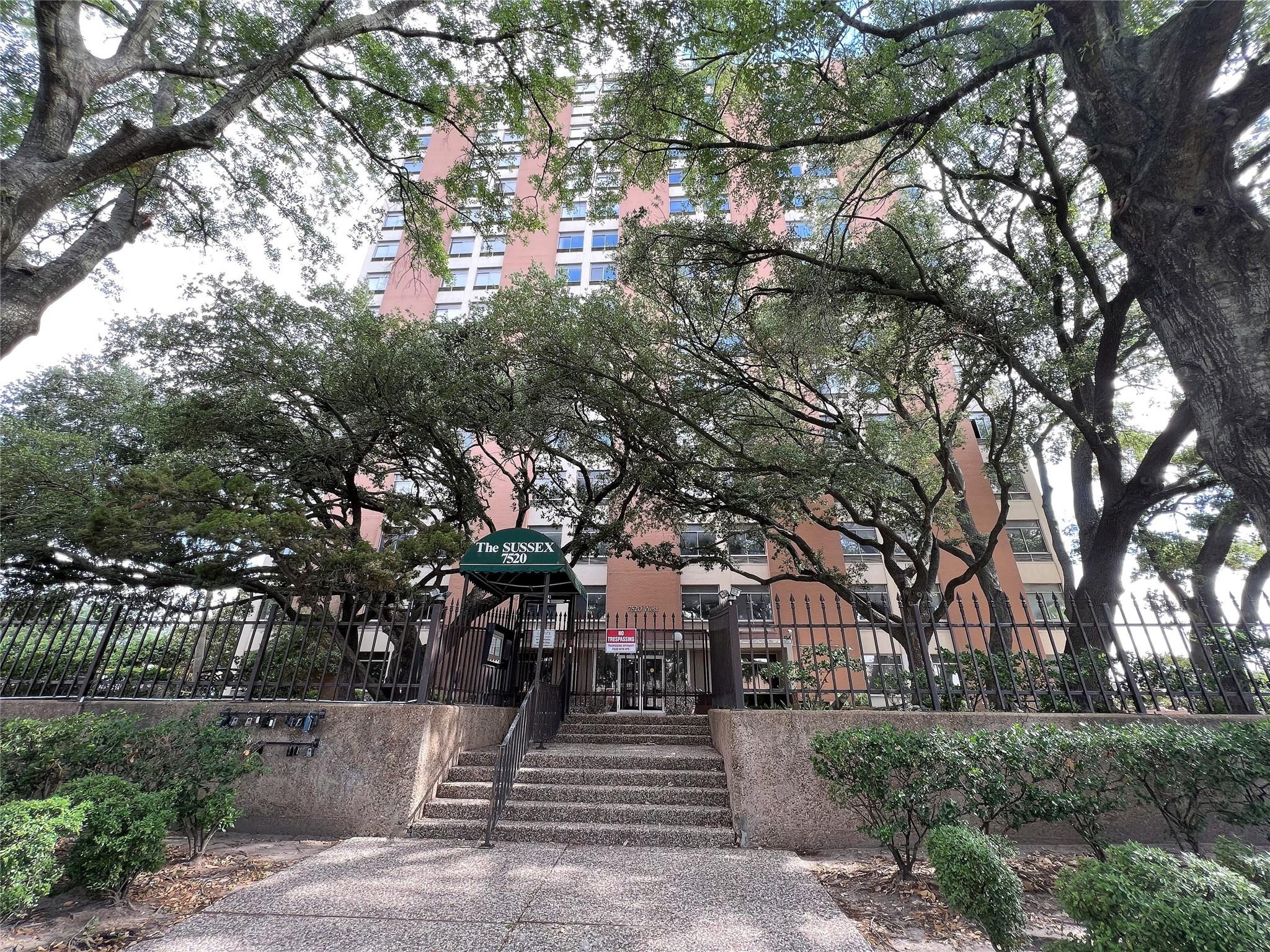 7520 Hornwood Drive #608 — photo
