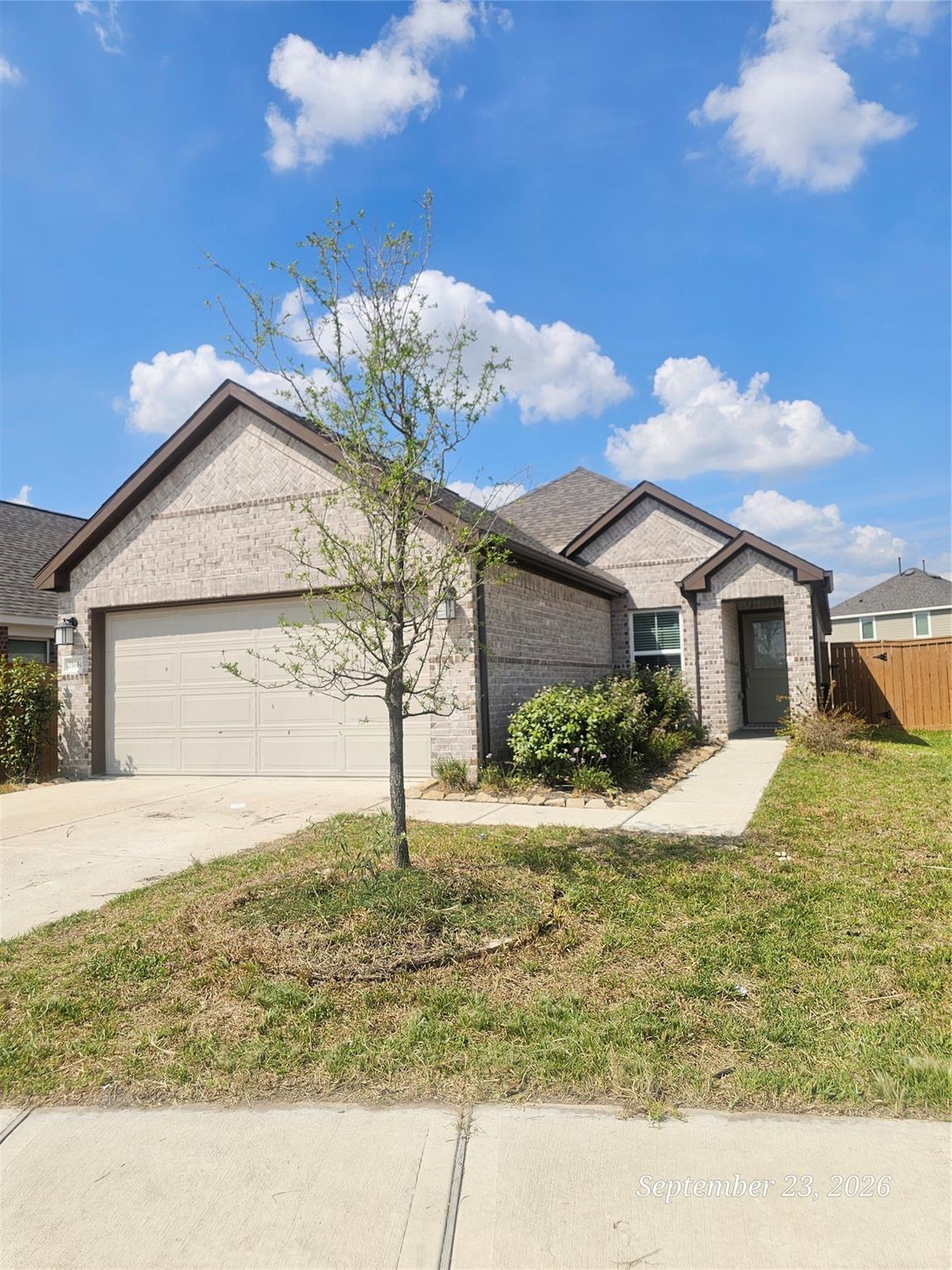 21614 Wave Hollow Drive — photo