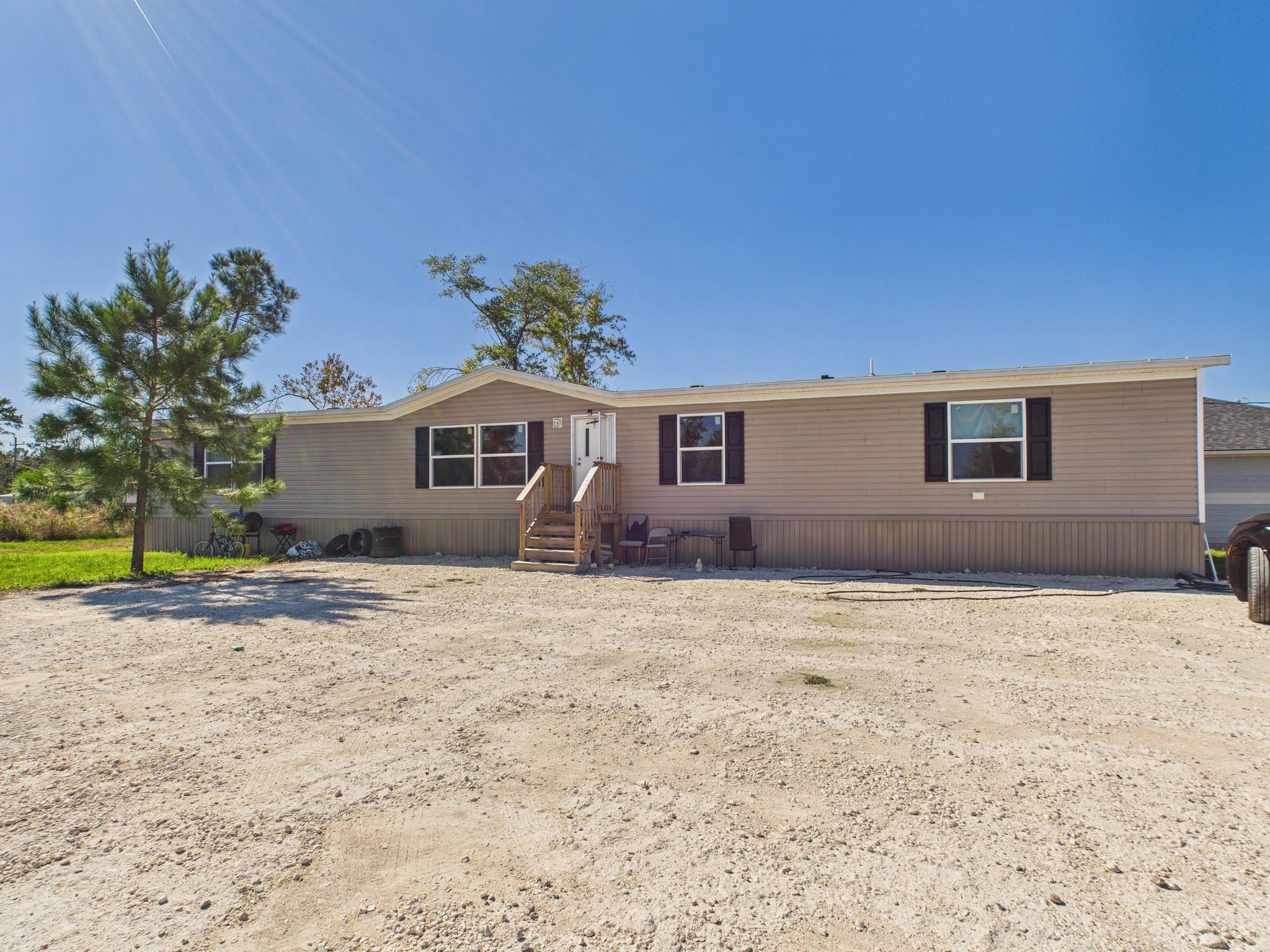 1016 Exotic Pine Street — photo