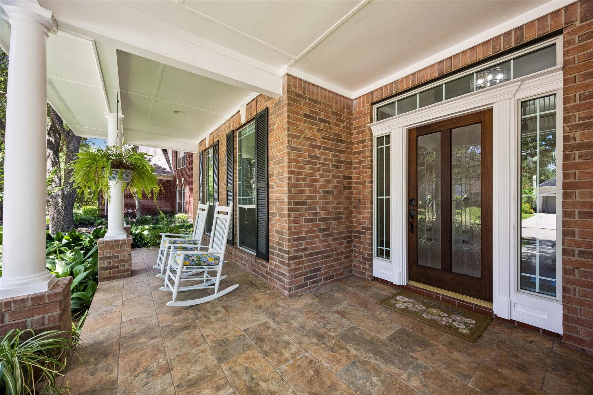7535 Guinevere Drive — photo