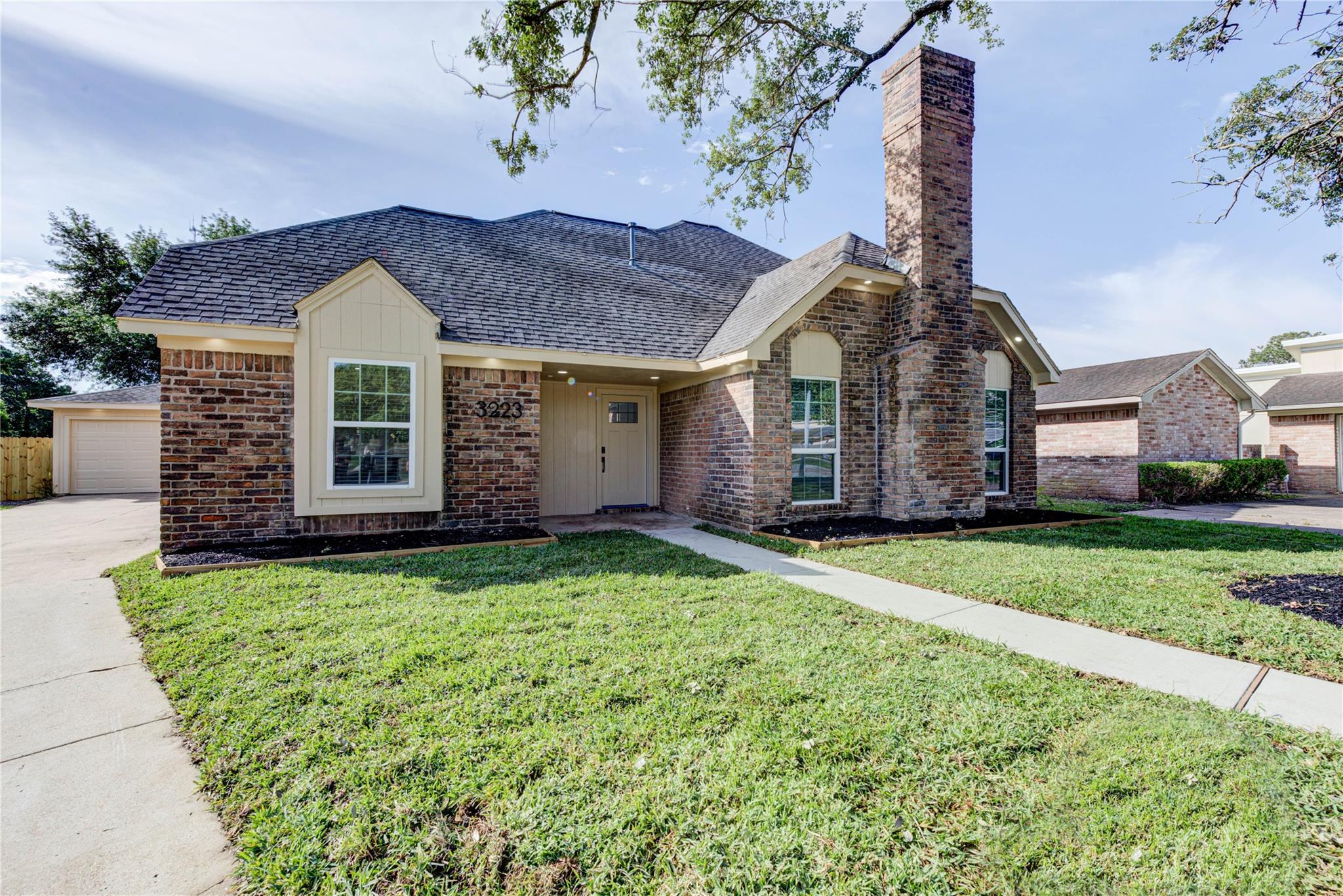 3223 Cherry Hills Drive — photo