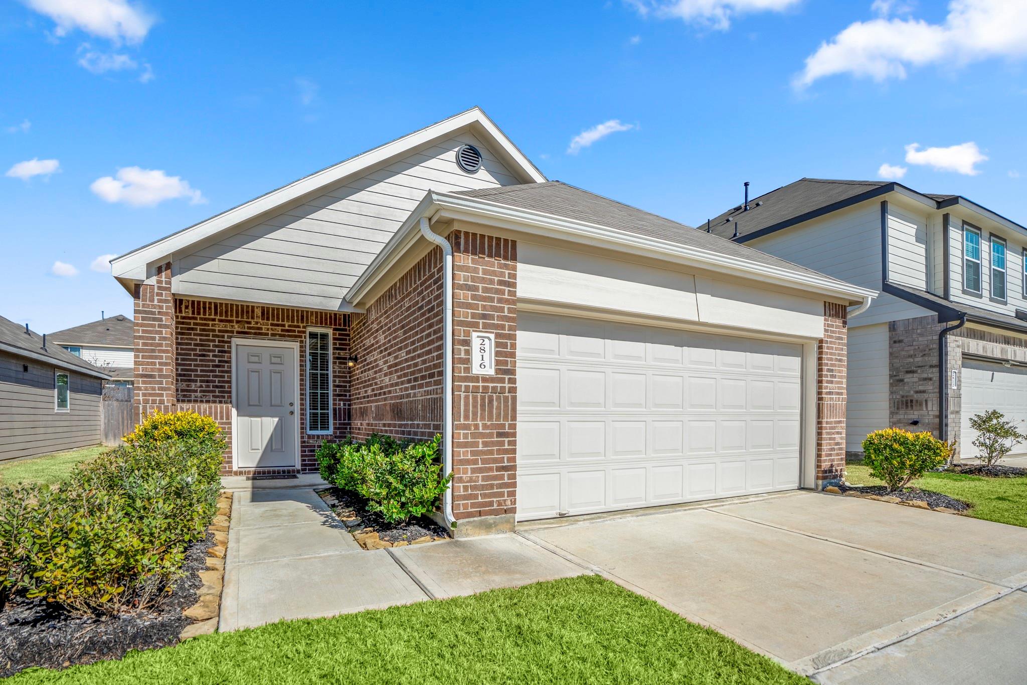 2816 Madison Drive — photo