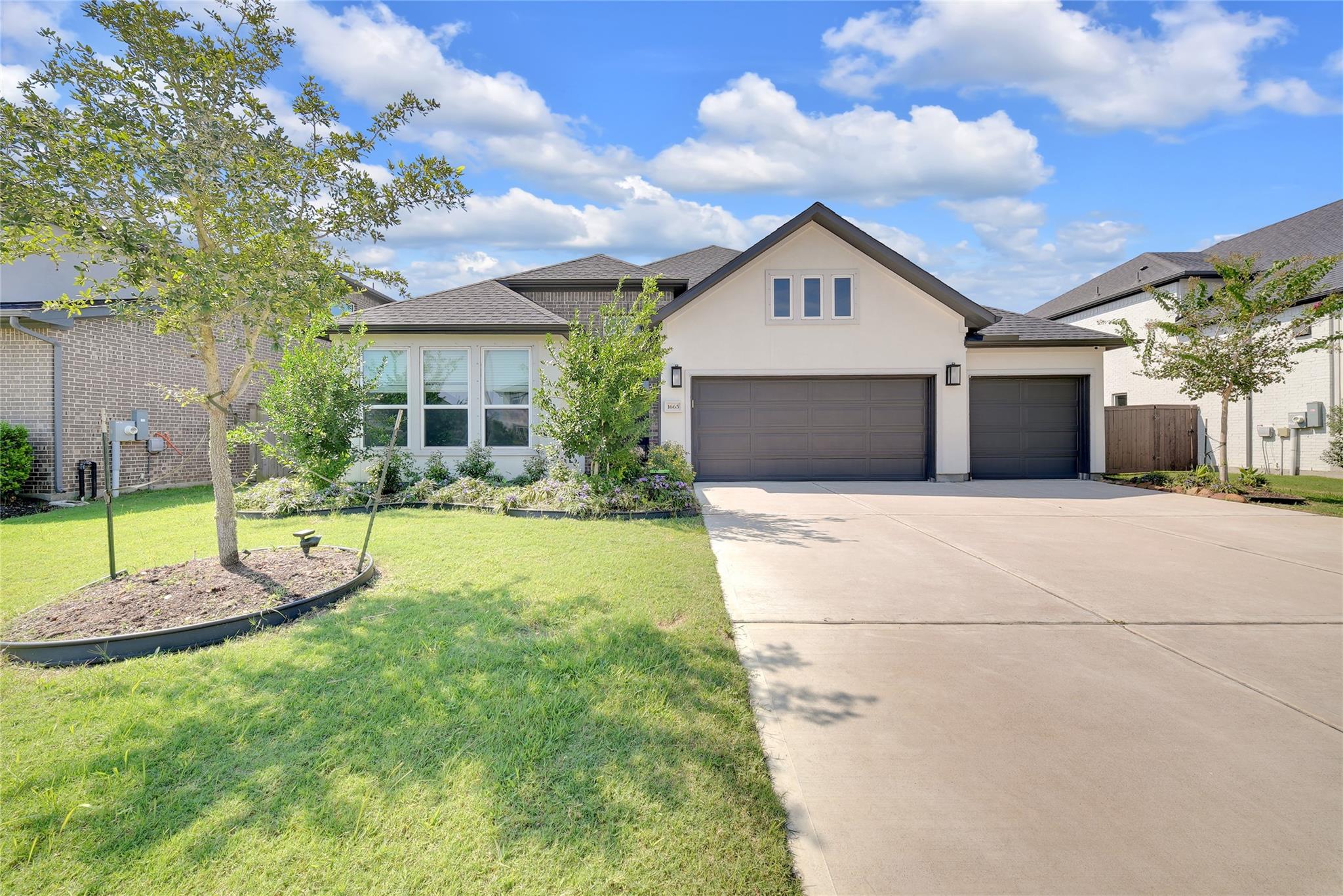 1665 Sherwood Glen Drive — photo