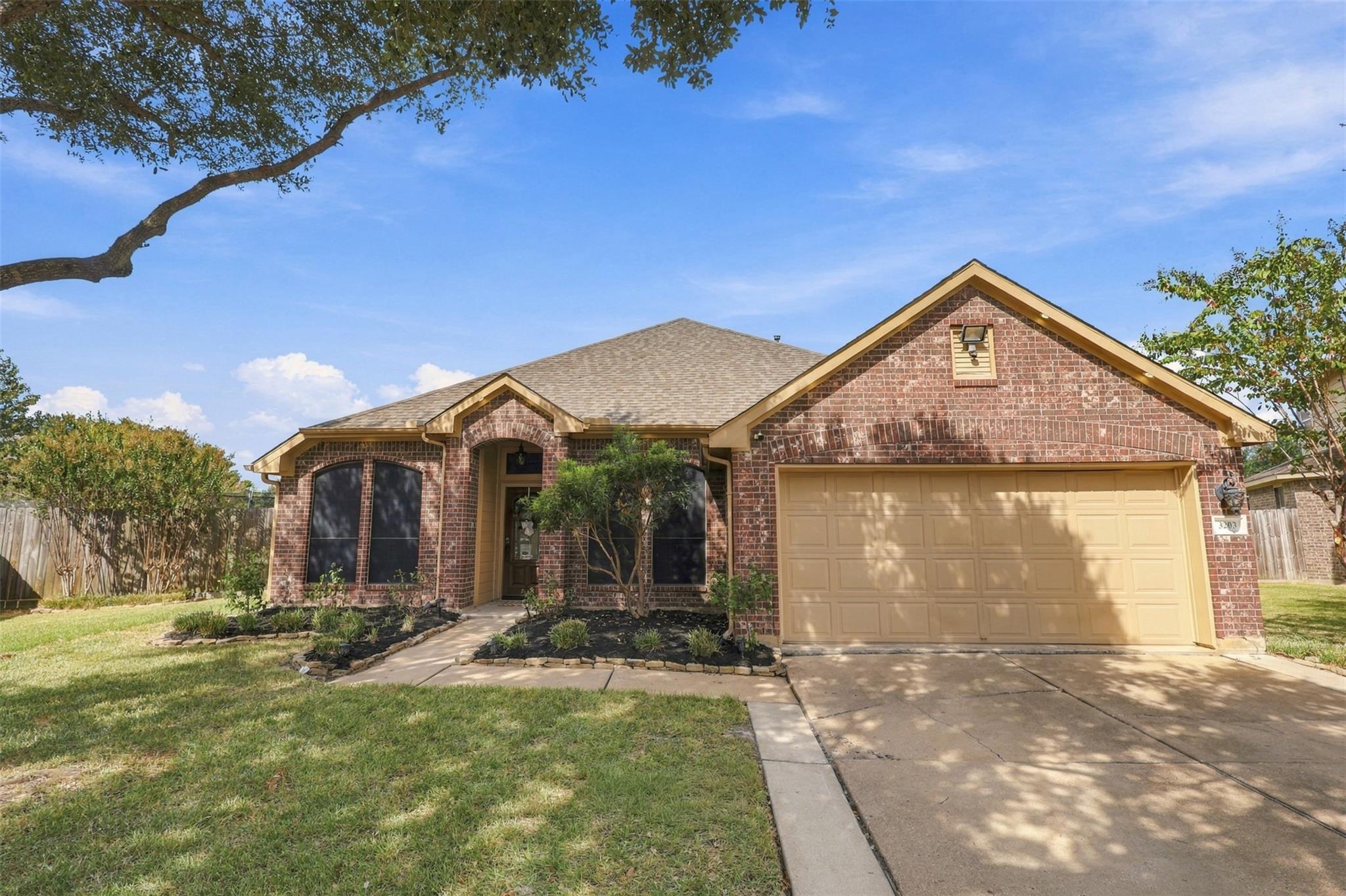 3203 Cactus Heights Lane — photo